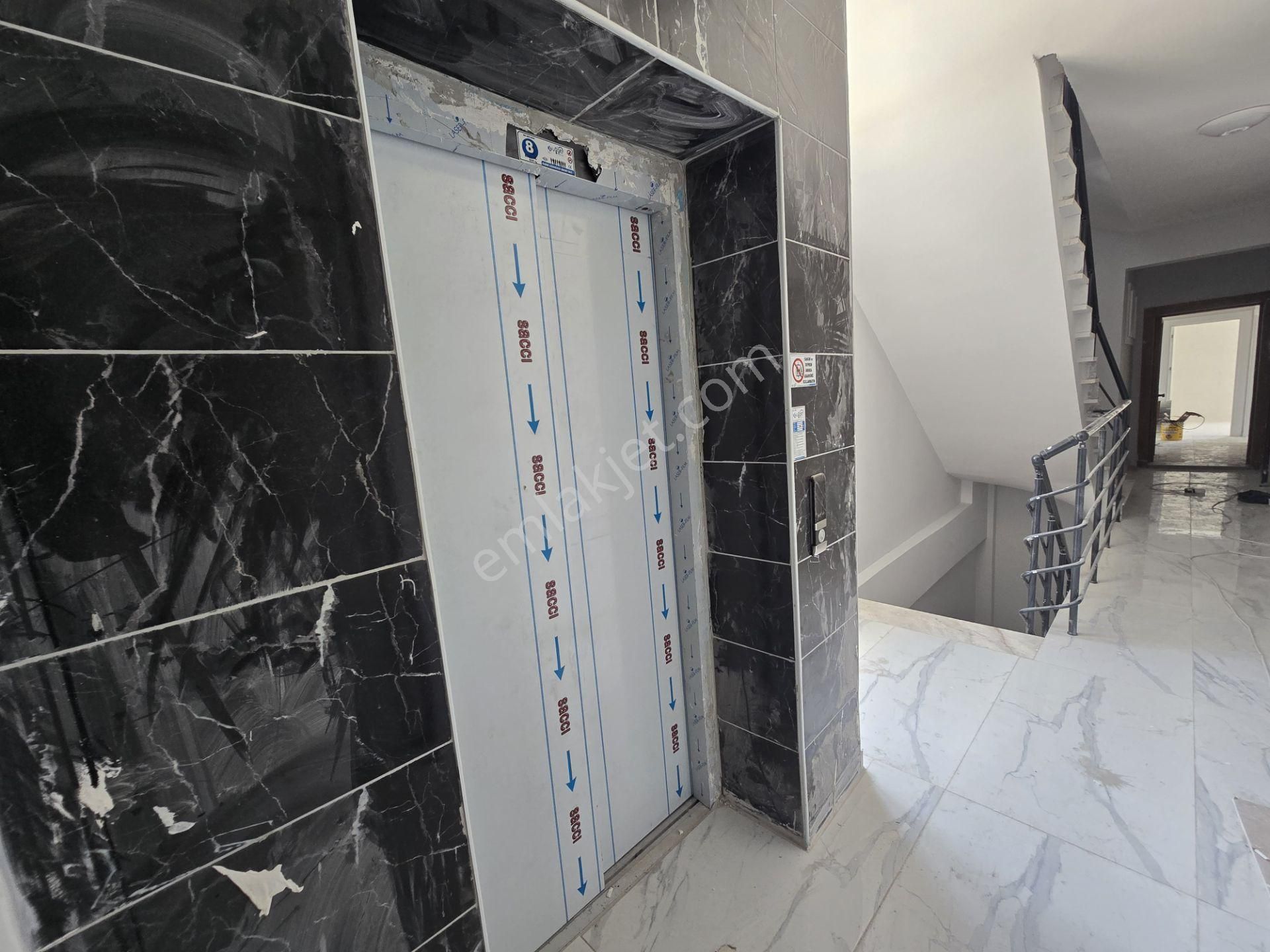 Ahmet Yesevi Caddesin De 2+1 Sıfır İskanlı Daire - Görsel 26