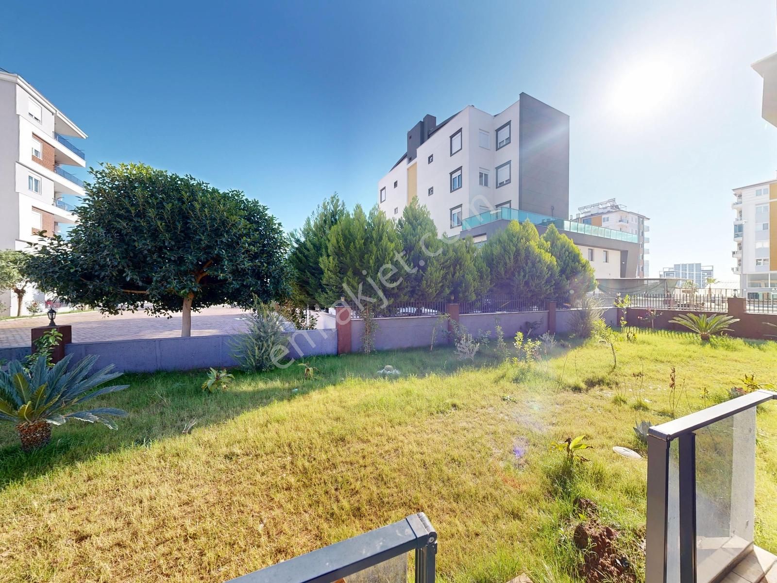 Göksu'da Havuzlu Bahçeli 2+1 Lüks Satılık Bahçe Dubleks Daire - Görsel 35