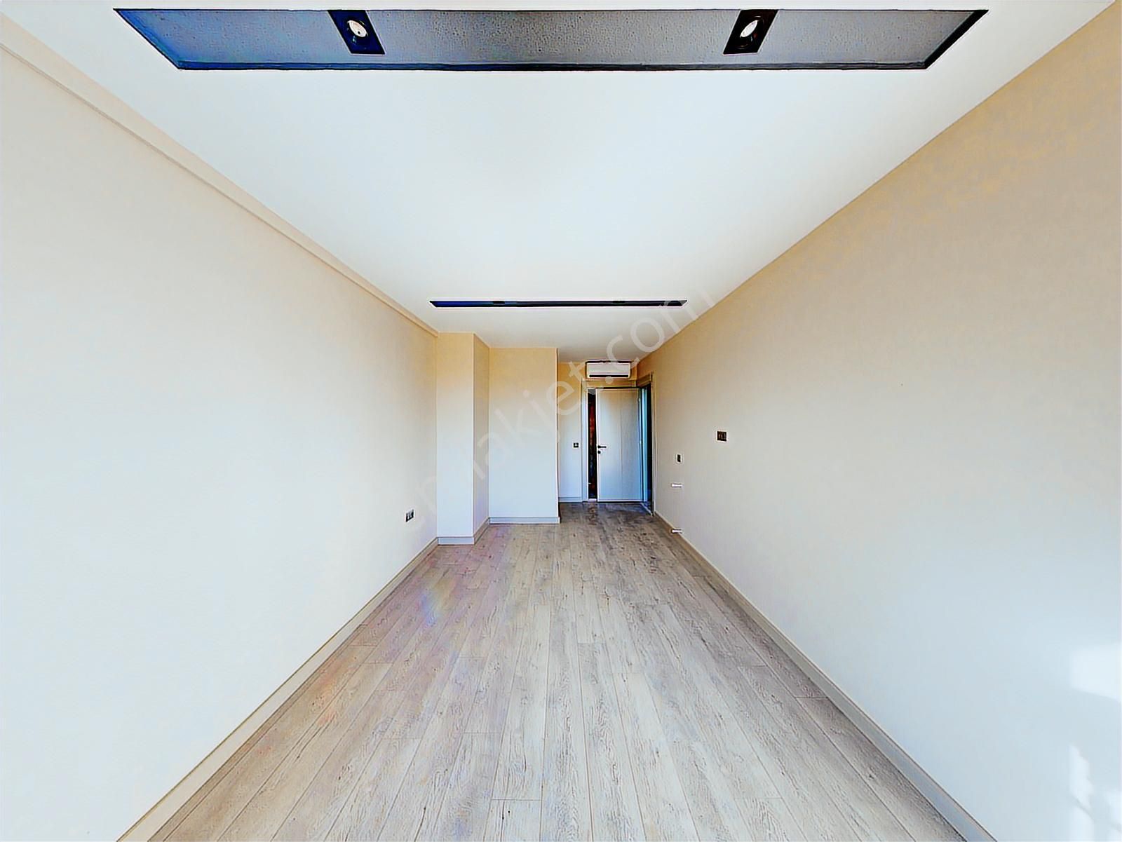 Göksu'da Havuzlu Bahçeli 2+1 Lüks Satılık Bahçe Dubleks Daire - Görsel 17