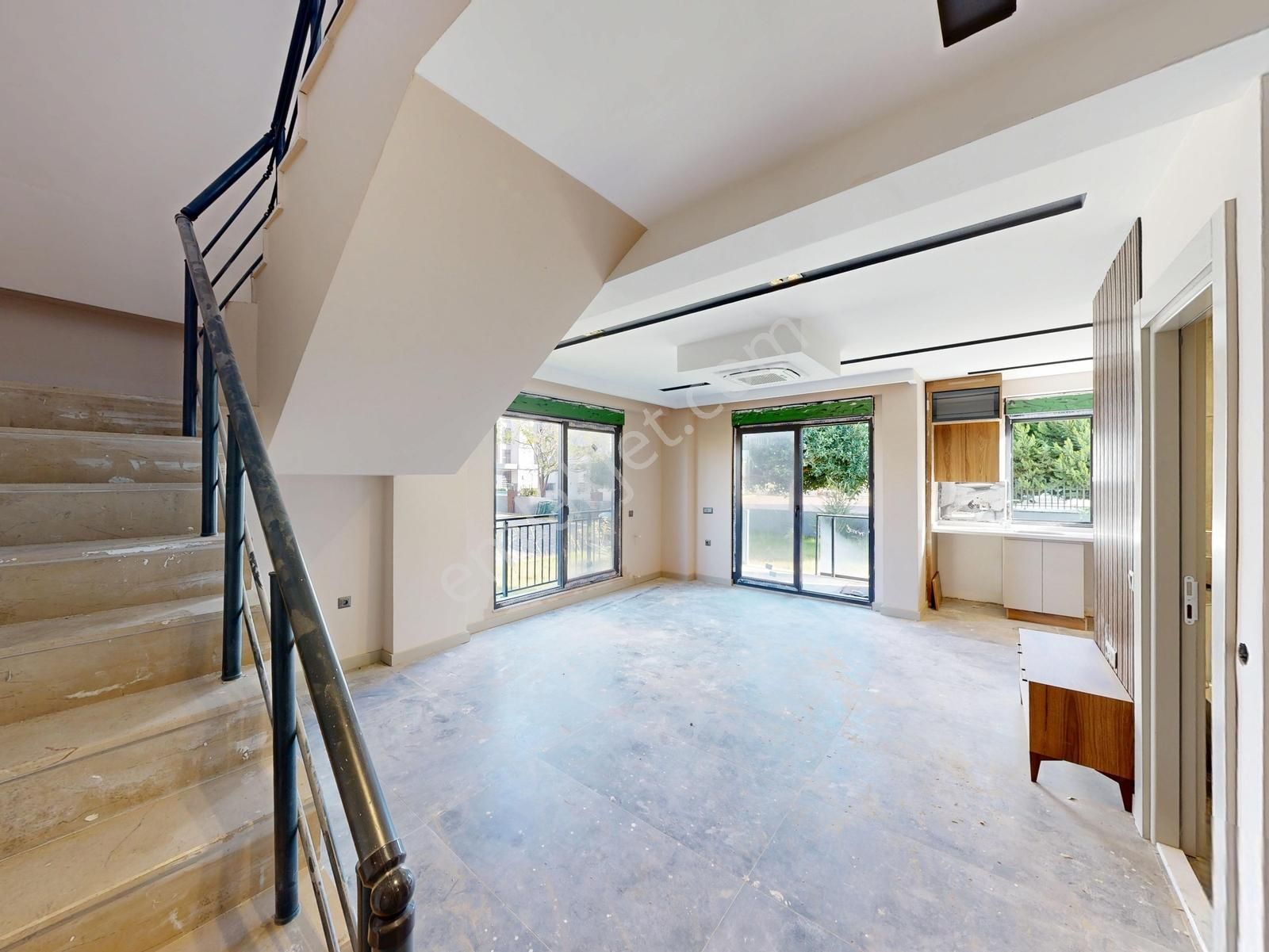 Göksu'da Havuzlu Bahçeli 2+1 Lüks Satılık Bahçe Dubleks Daire - Görsel 25