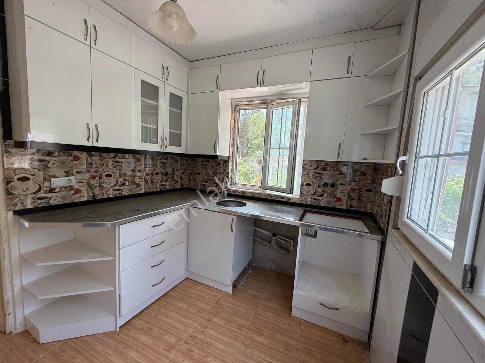 Yazır Merkez'de Doğa İle İç İçe Kiralık Daireler - Görsel 10