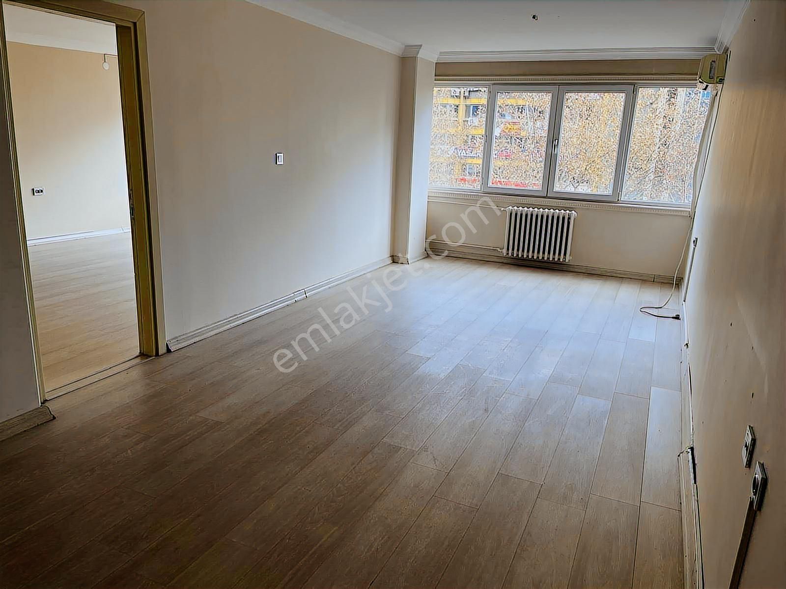 Kızılay Atatürk Bulvar Cepheli 1+1 Kiralık Ofis - Görsel 9