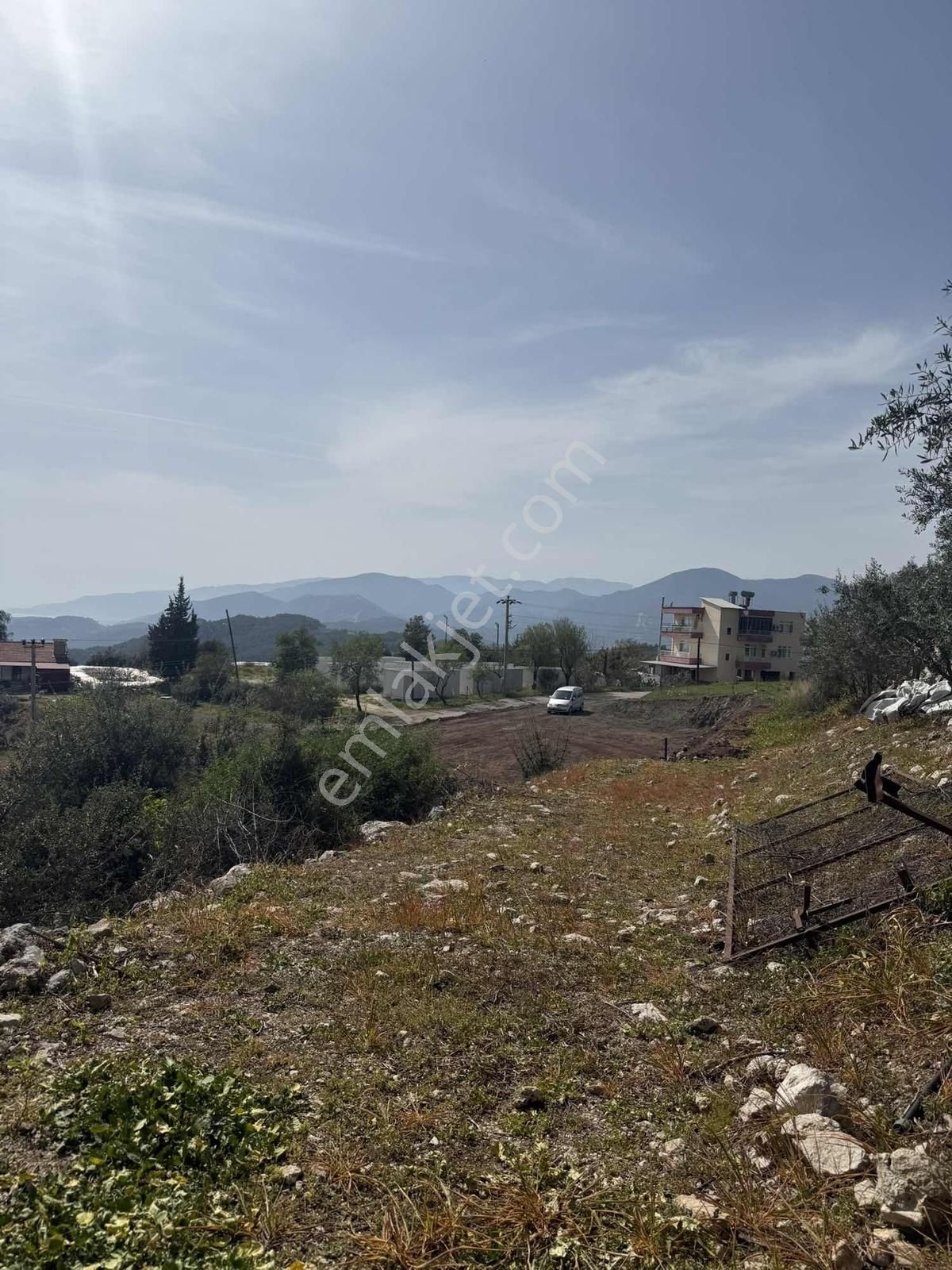 Deniz Manzaralı Mahalle Merkezinde Zeytin Bahçesi - Görsel 13