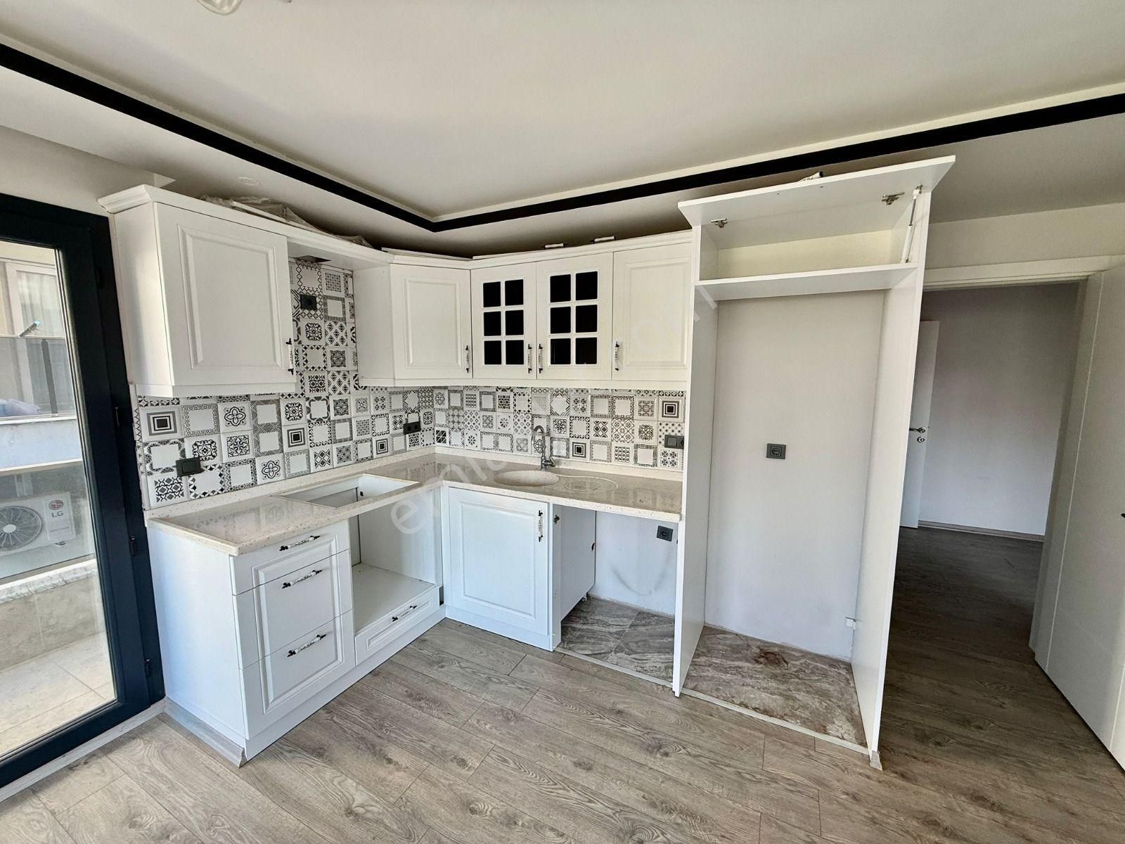 Didim Merkezde Ön Cephe 2+1 Daire - Görsel 9