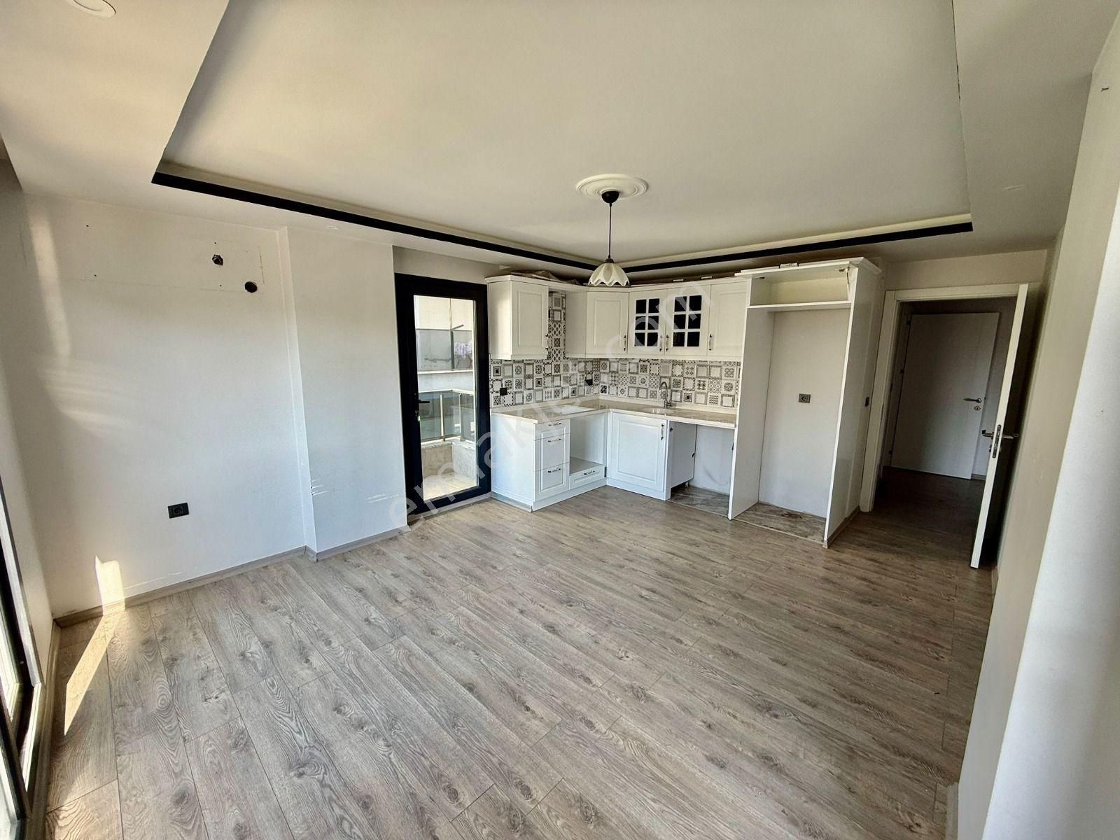 Didim Merkezde Ön Cephe 2+1 Daire - Görsel 8