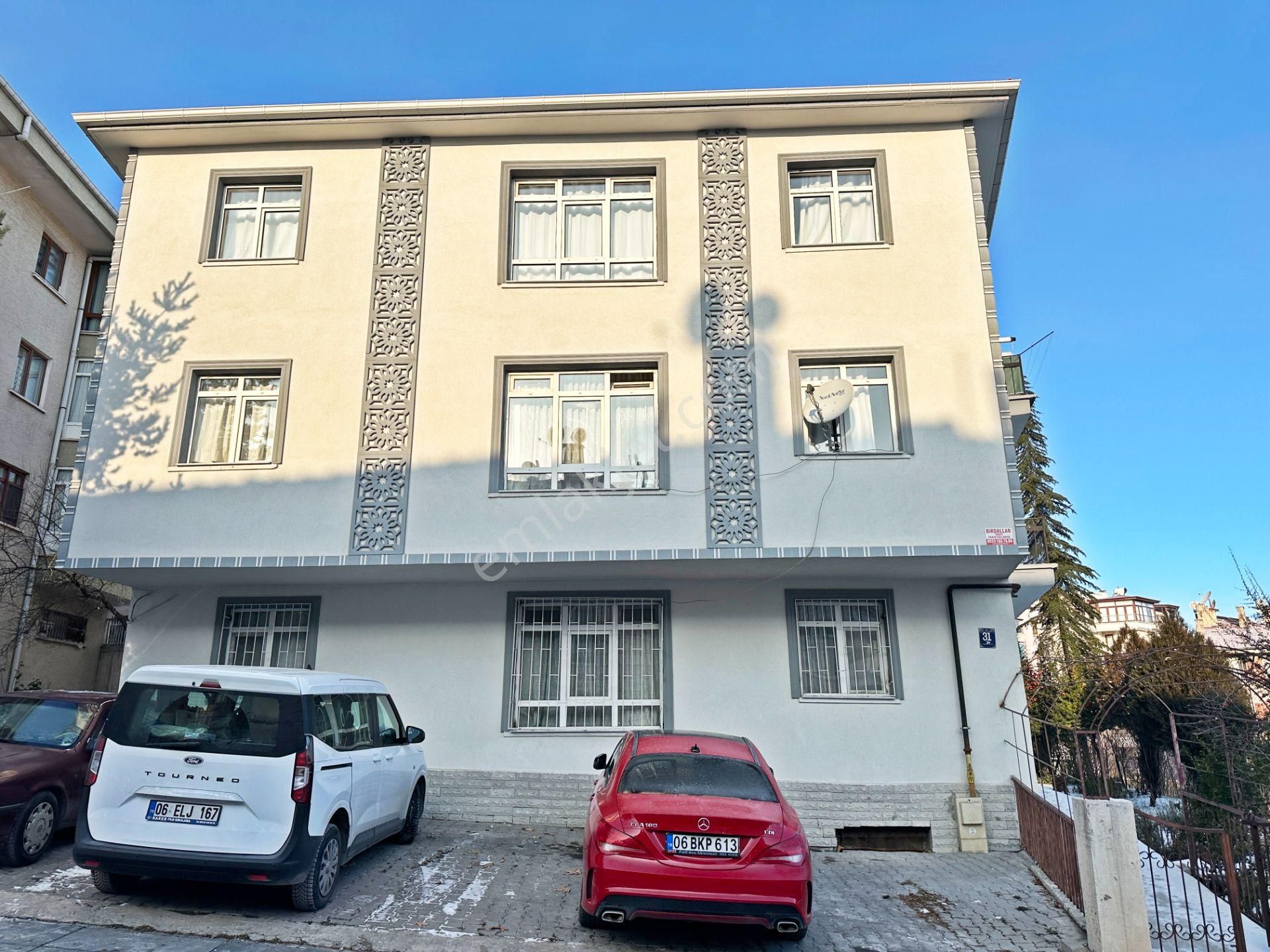 Galerıa'dan Subayevleri Son Durak Yanı 2. Kat 3+1 Mantolamalı Bina Yeni Boya