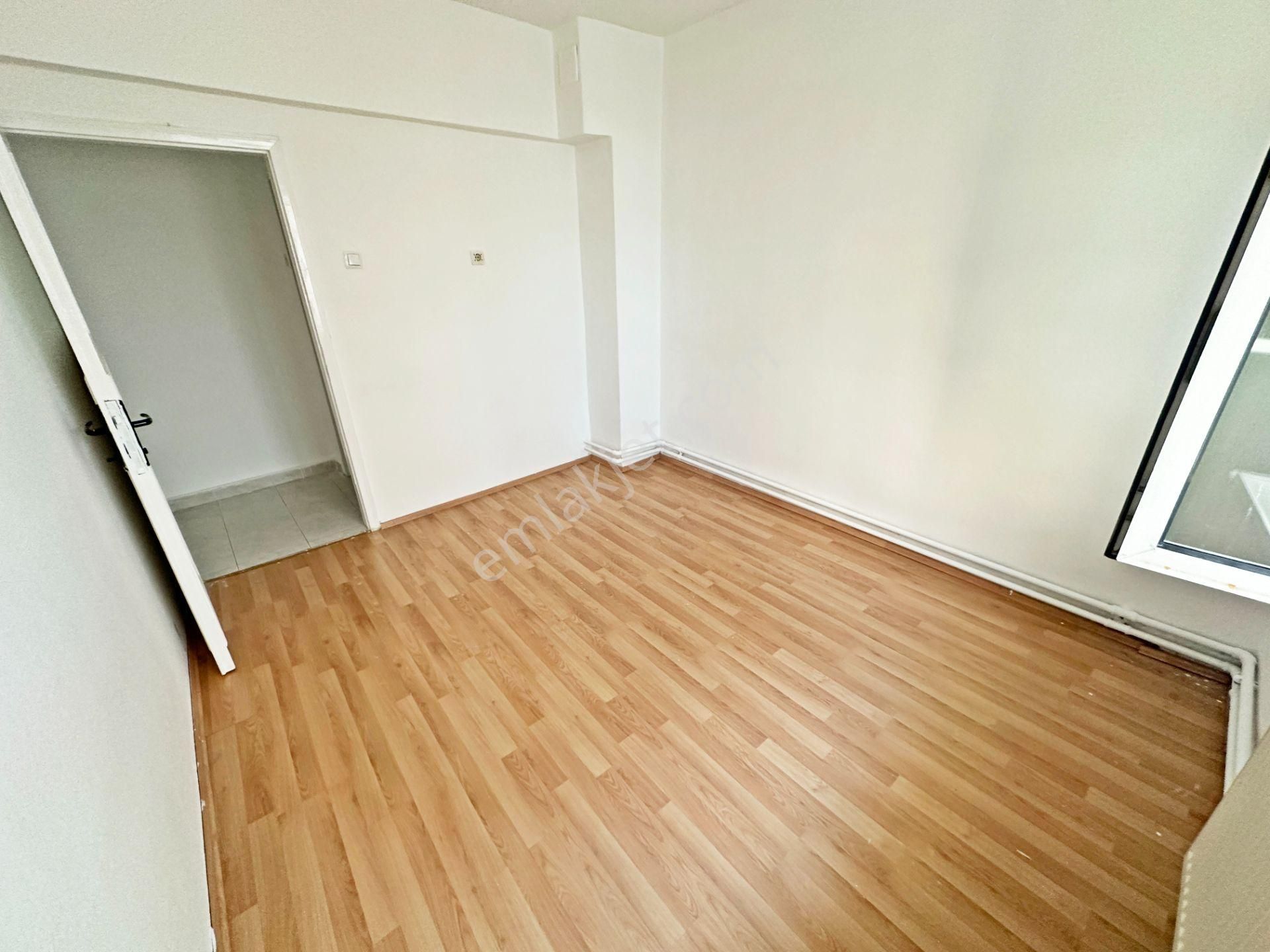 Galerıa'dan Subayevleri Son Durak Yanı 2. Kat 3+1 Mantolamalı Bina Yeni Boya - Görsel 24