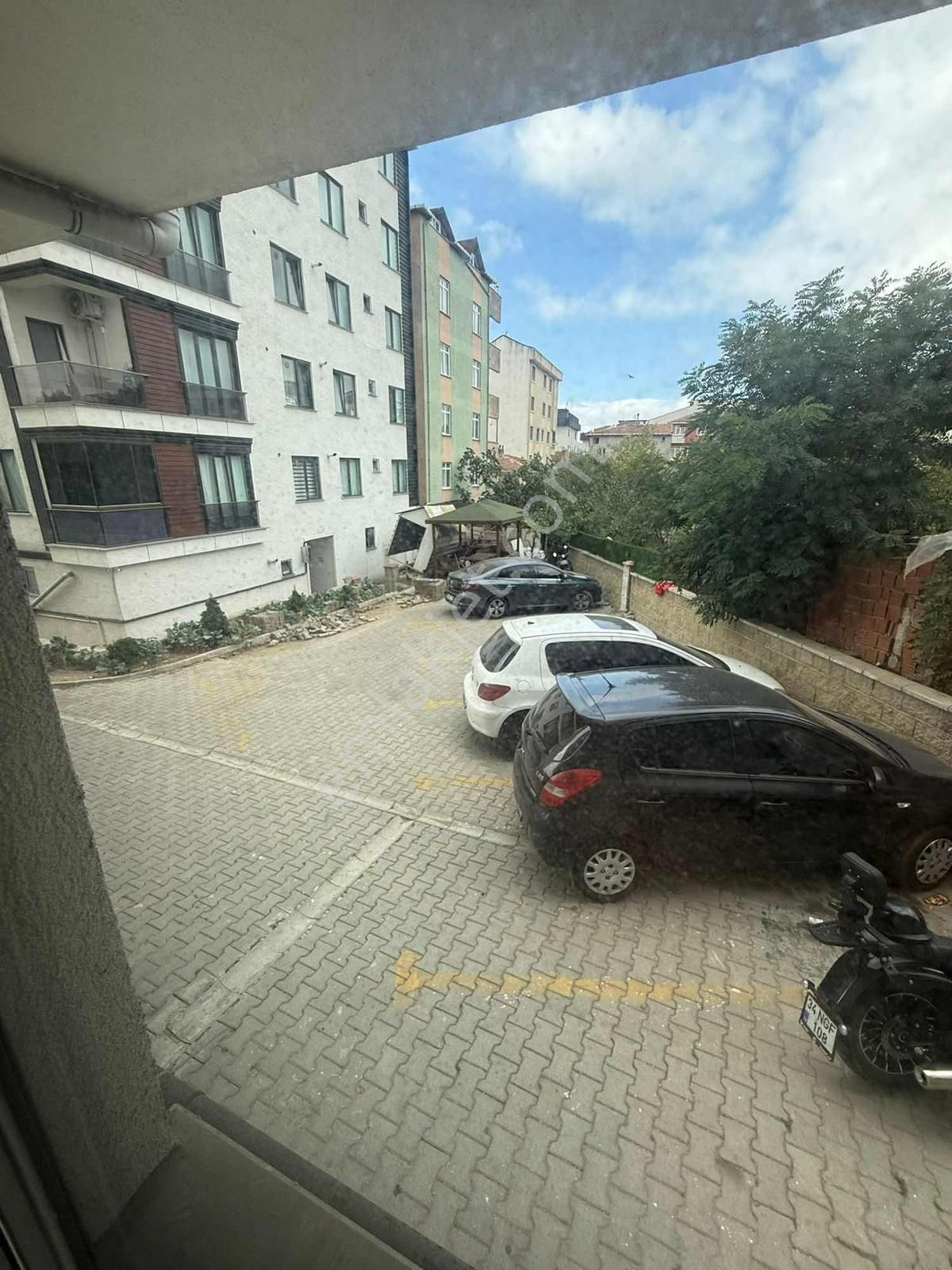 Çekmeköy Çatalmeşede Merkezi Konumda Yüksek Giriş 1+1 Daire - Görsel 3