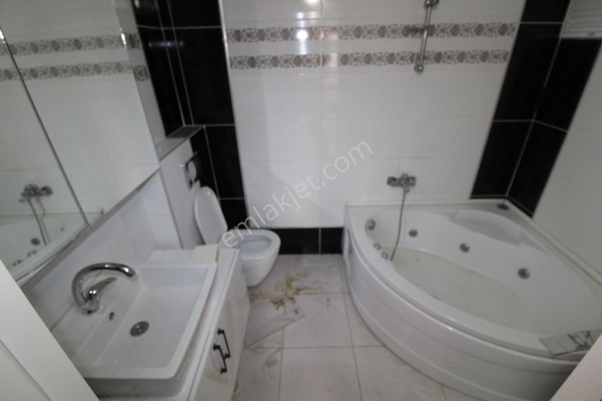 Aslan'dan Kuyuluk Yolunda Havuzlu Site İçi Bagımsız 3+1 - Görsel 18