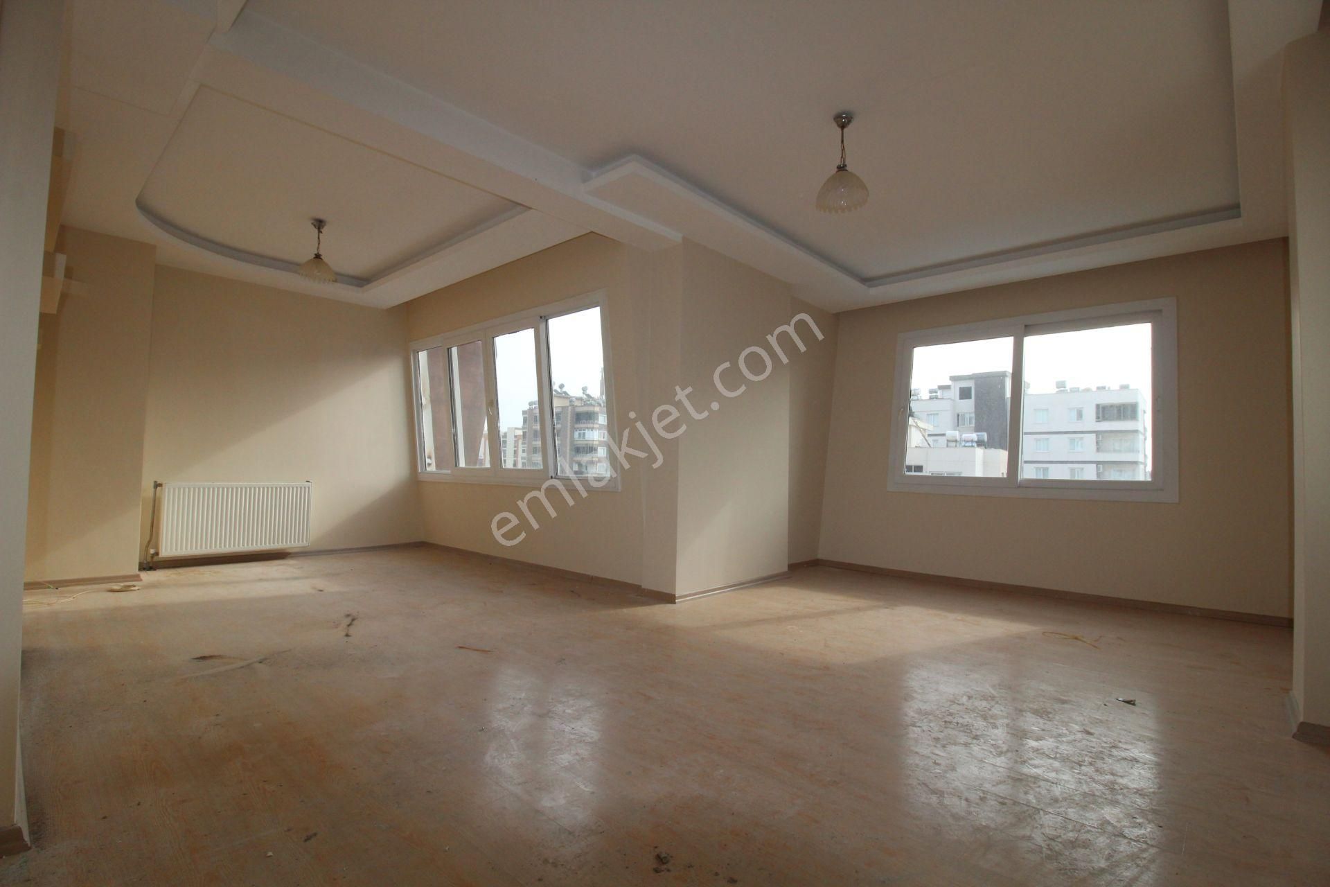 Aslan'dan Kuyuluk Yolunda Havuzlu Site İçi Bagımsız 3+1 - Görsel 2