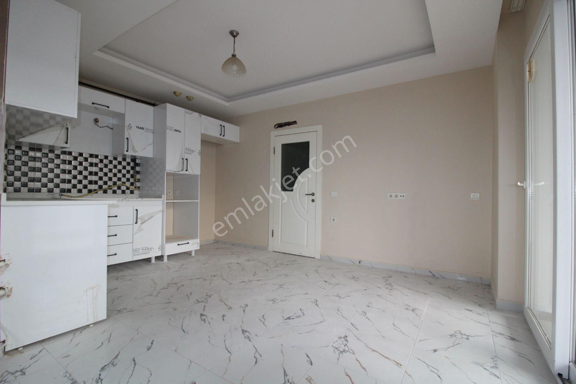 Aslan'dan Kuyuluk Yolunda Havuzlu Site İçi Bagımsız 3+1 - Görsel 6