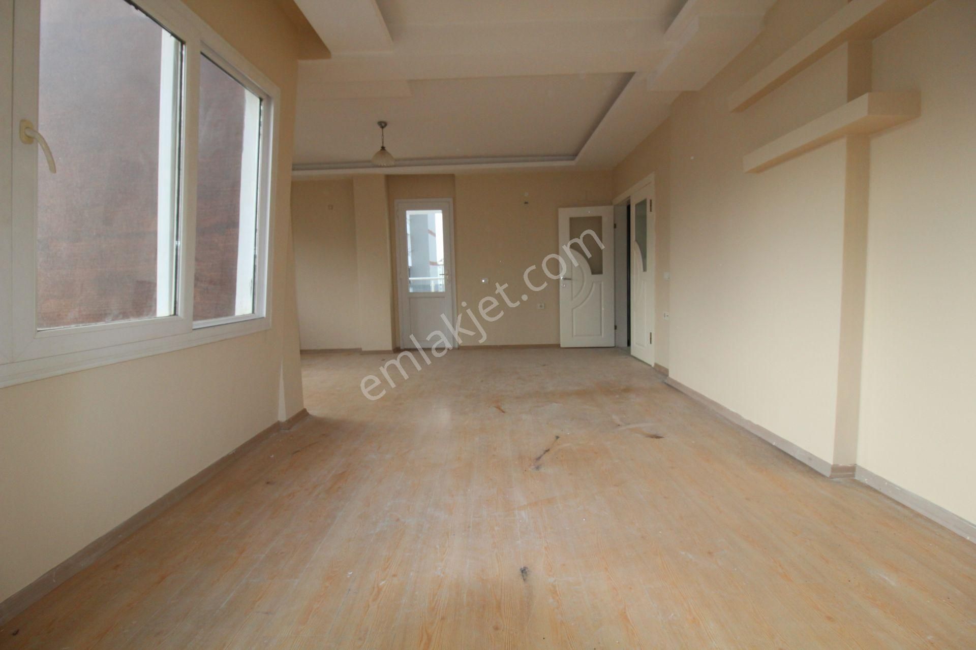 Aslan'dan Kuyuluk Yolunda Havuzlu Site İçi Bagımsız 3+1 - Görsel 4