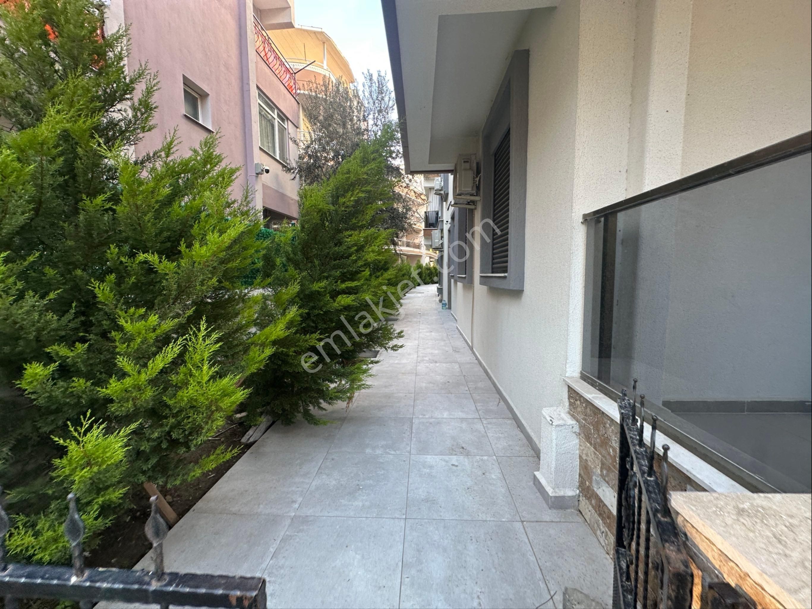 Çandarlı Da Denize 70 Metre Mesafede Satılık 2+1 Daire - Görsel 2