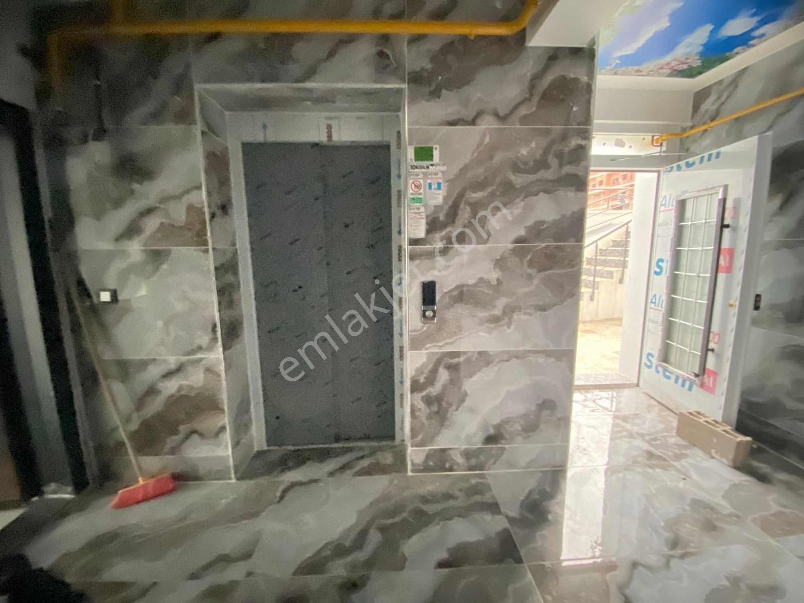 Esradan 1+1 Eşyalı İskanlı Ara Kat Yüksek Kredili Fırsat Daire - Görsel 8