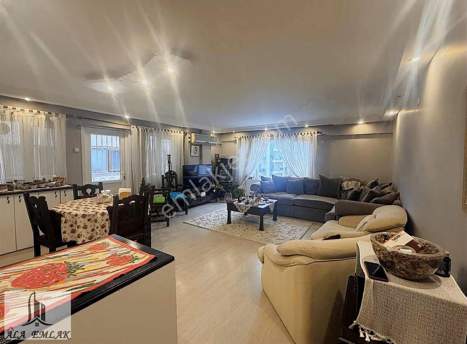 İnönü Cadde Üzerinde Arakat Asansörlü Otoparklı Metro Yakını - Görsel 8