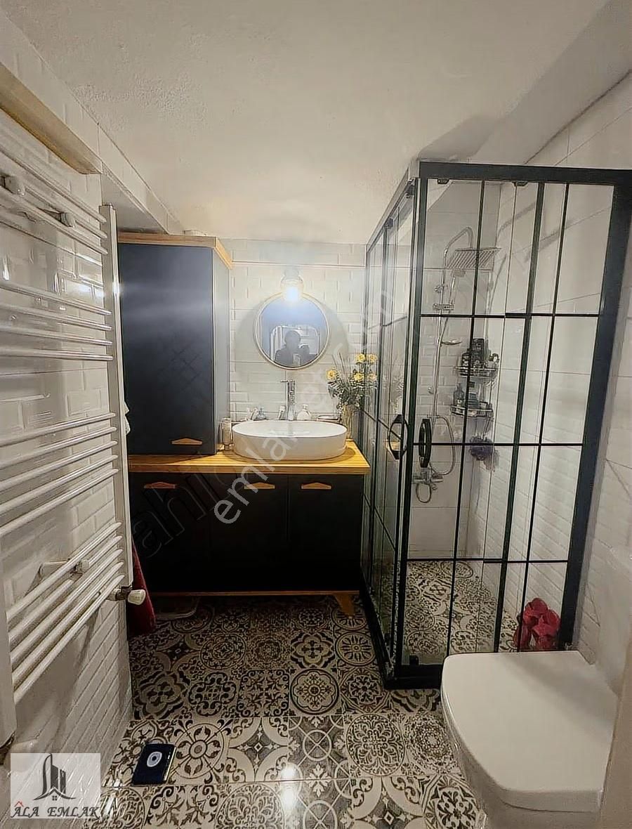 İnönü Cadde Üzerinde Arakat Asansörlü Otoparklı Metro Yakını - Görsel 22