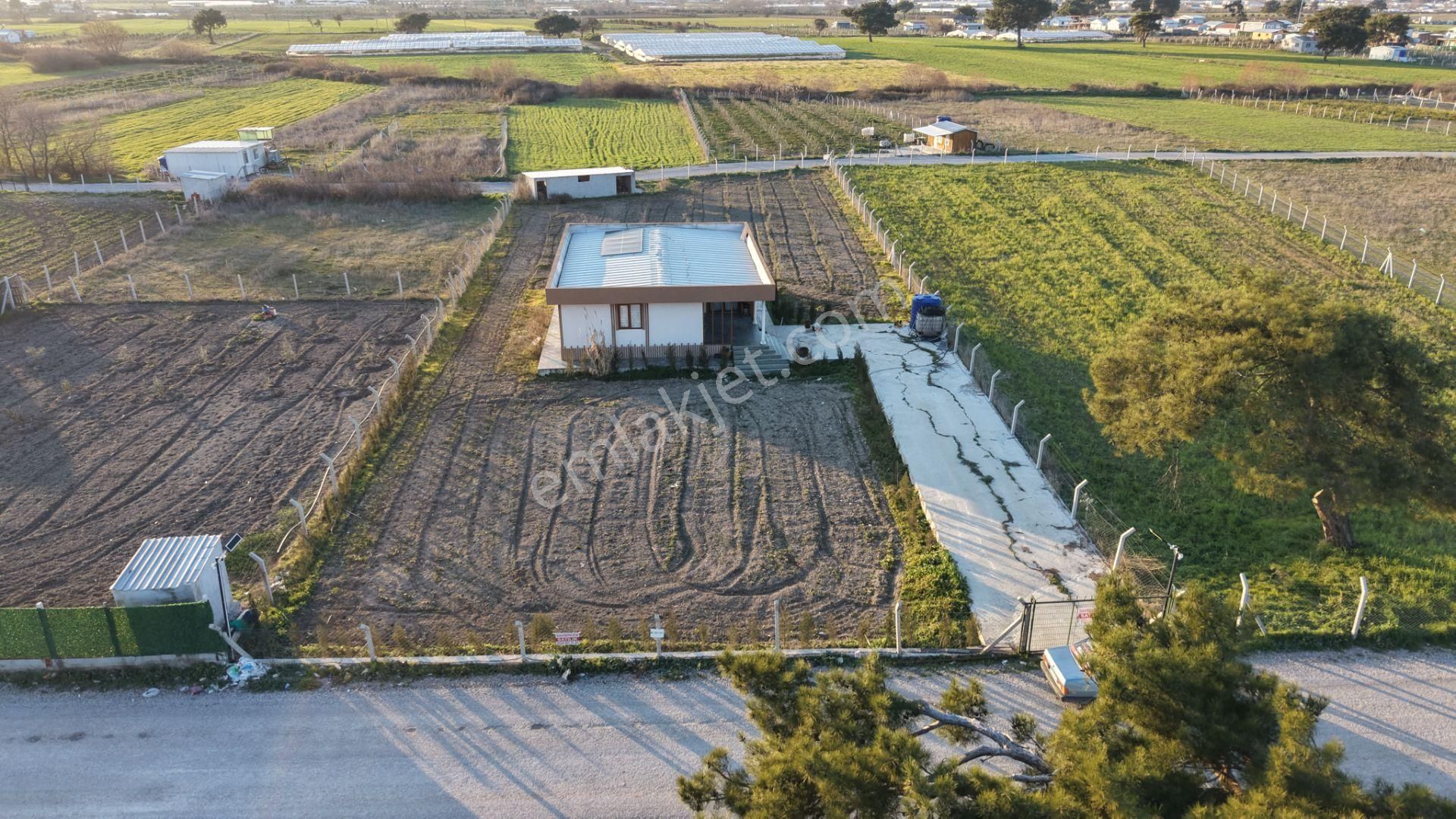 Tekelide Satılık 2.510 M2 Arazi İçinde 150 M2 Çelik Ev İzbana Yakın Lokasyonda