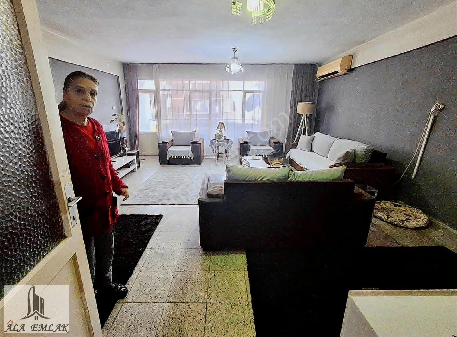 Yeşilyurt Dev Hastanesi Yakını Asansörlü 3+1 Geniş Satılık Daire - Görsel 2