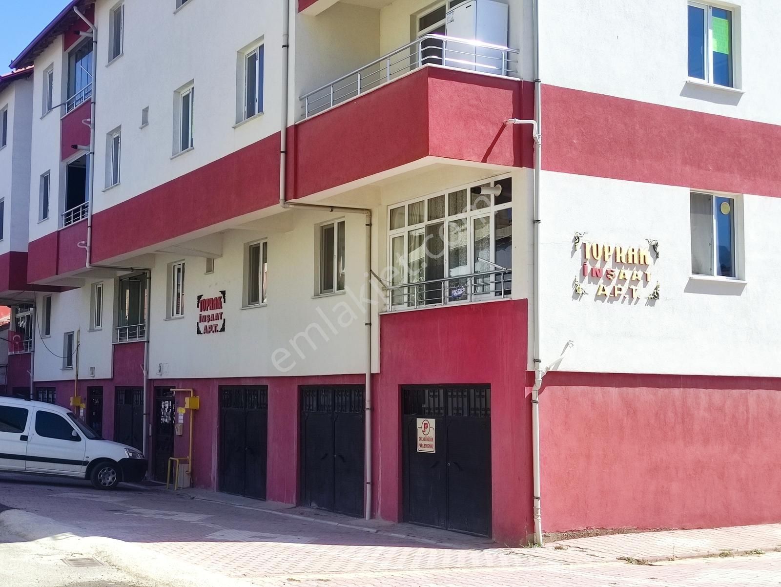 Özpınar ,dan Yenicami Satılık 2+1 1.k.daire Garajlı-asansörlü