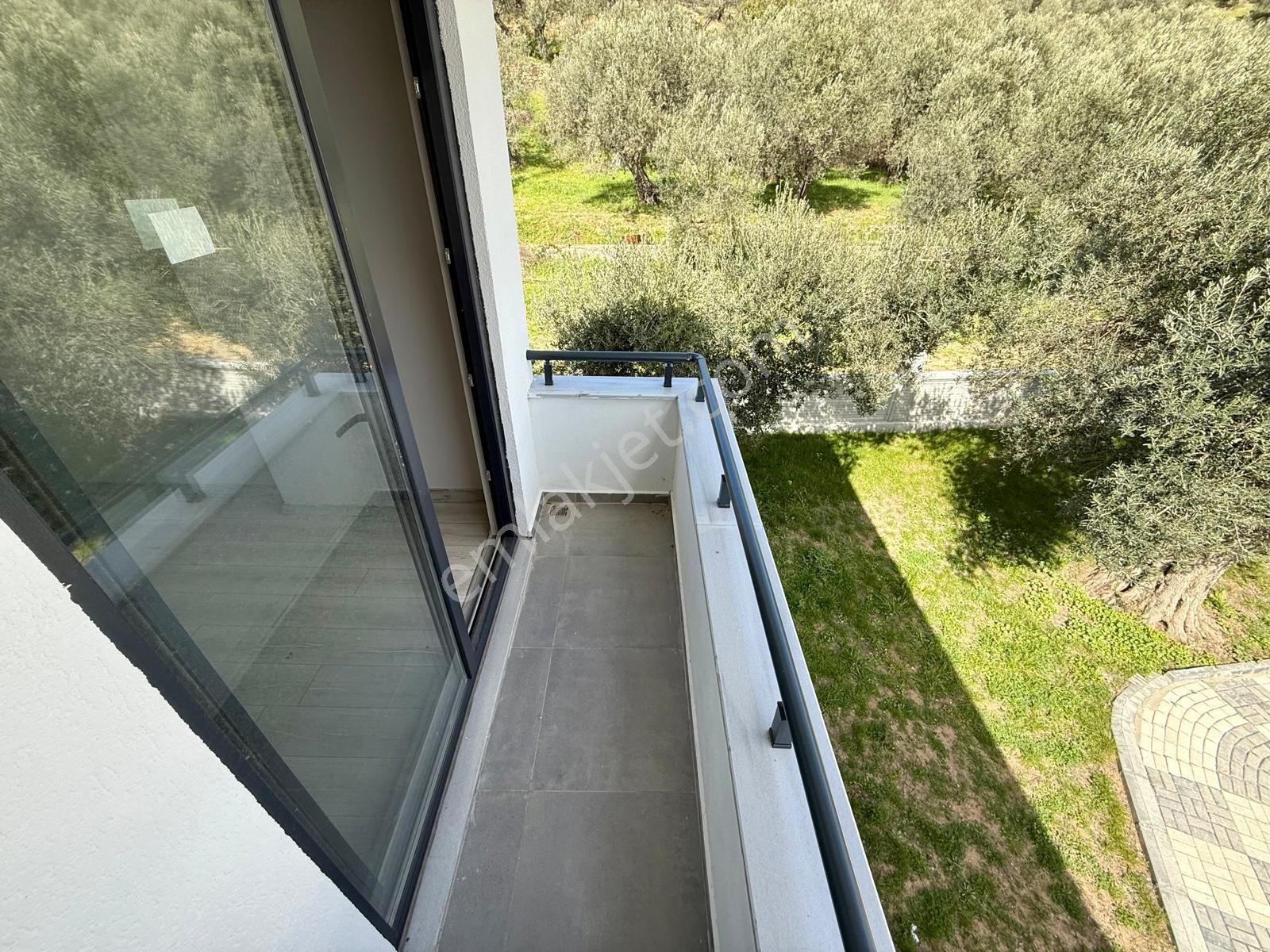 ꧁akçay Ay Emlak'tan꧂küçükkuyu'da Kazdağlarının Eteklerinde Muhteşem Manzaralı Satılık 2+1 Lüx Daire - Görsel 30