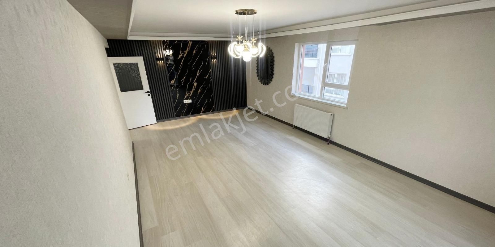 Karakaya Da Orta Katta Asansörlü Hemen Oturuma Uygun Daire - Görsel 3