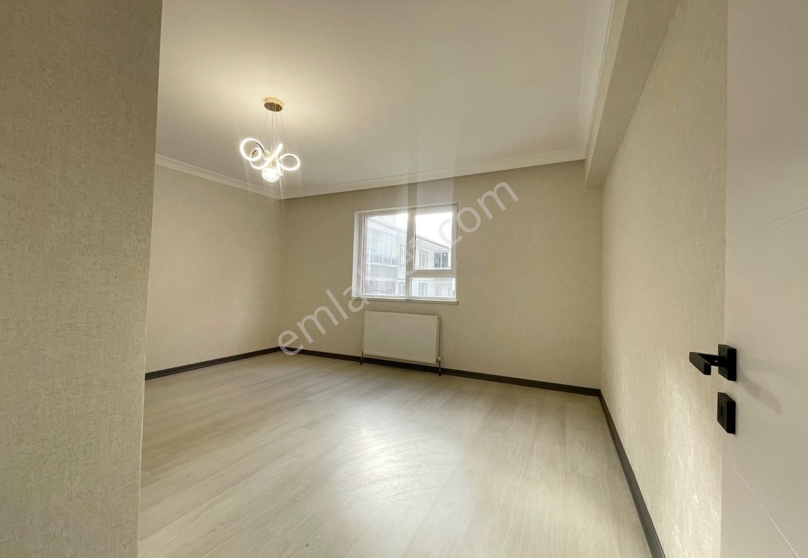 Karakaya Da Orta Katta Asansörlü Hemen Oturuma Uygun Daire - Görsel 2