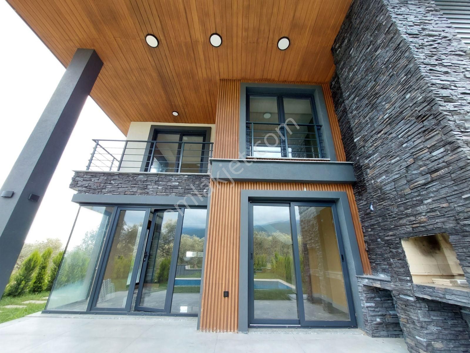 Güre Oteller Bölgesinde, Havuzlu, *eşsiz Mimarili*4+1 Villa - Görsel 33