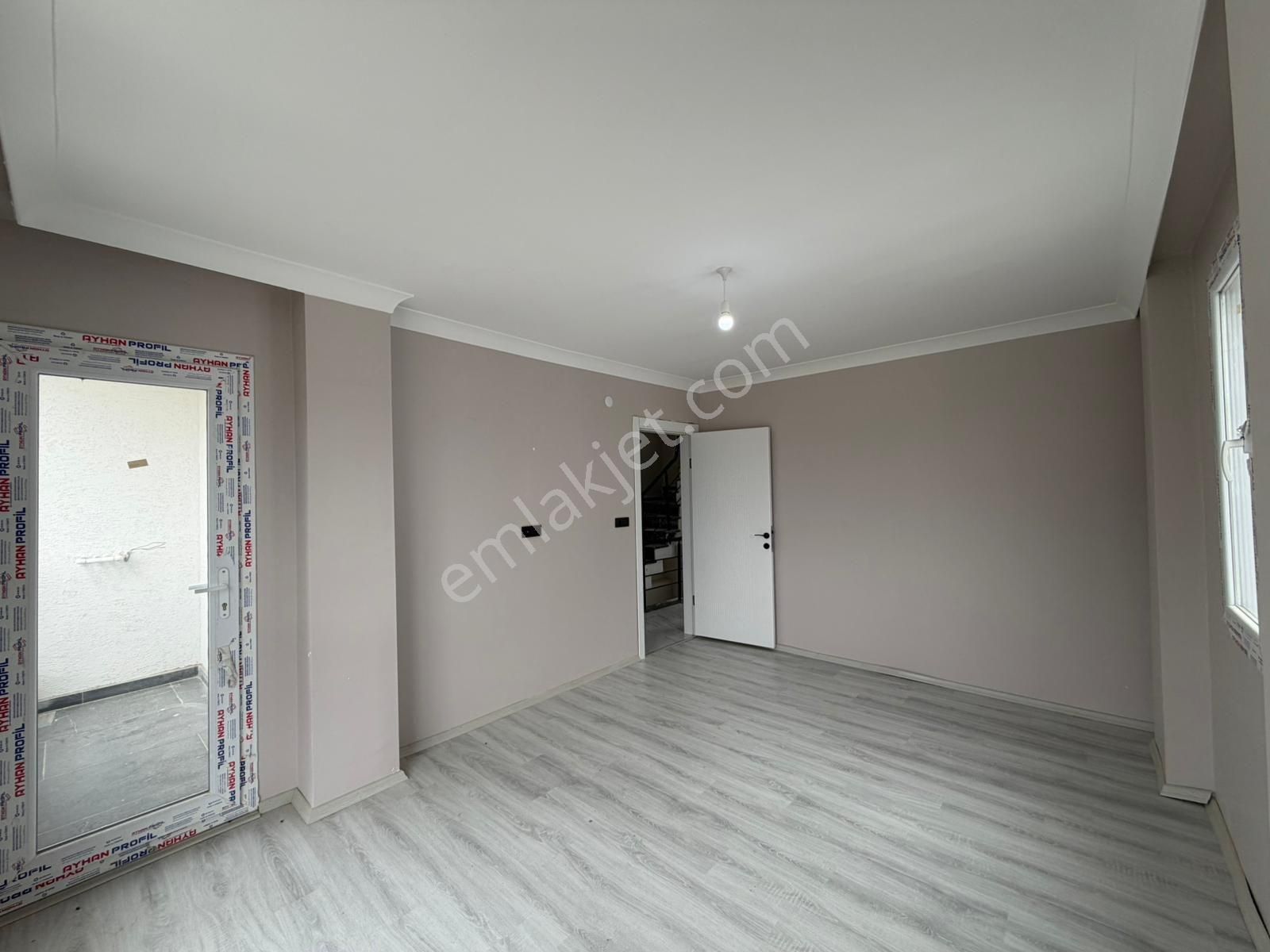 Tekirdağ Yeniçiftlik Satılık Villa - Görsel 14