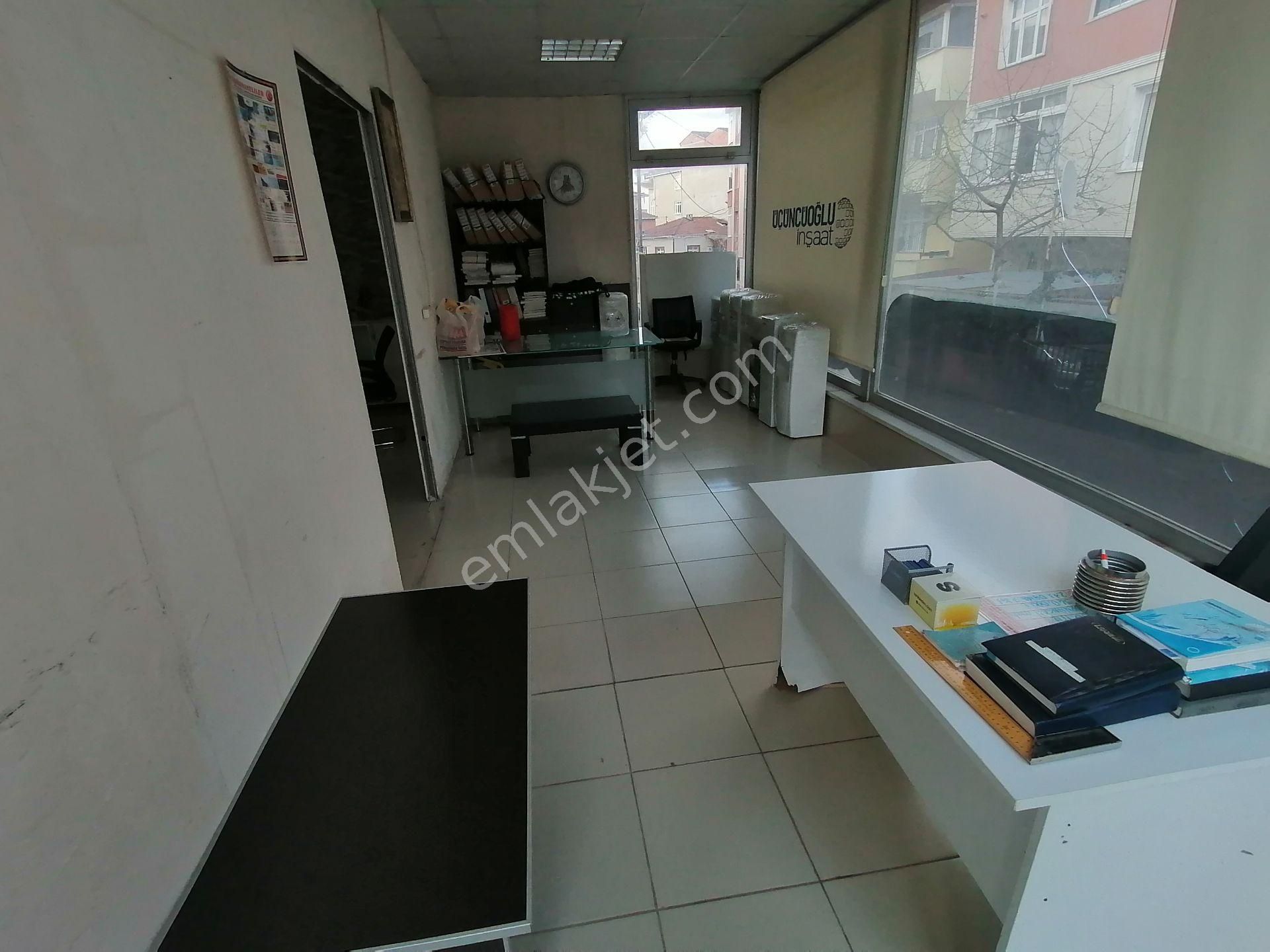 Pendik Esenyalıda Satılık Ana Cadde Üstü Krediye Uygun 280m2 Dükkan - Görsel 12