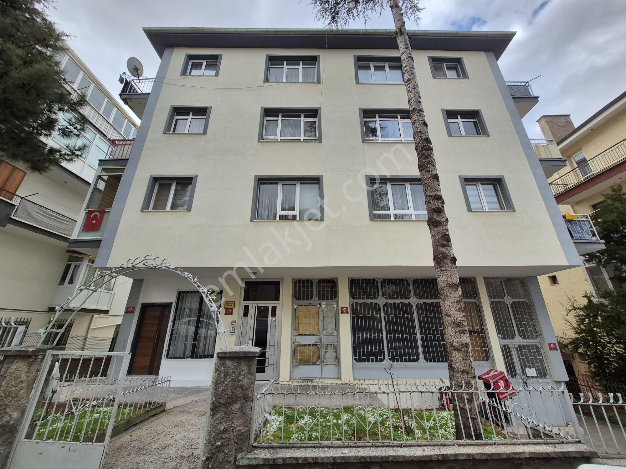 *** Öveçler Narlı Sokak 3+1 Yapılı Satılık *** - Görsel 2