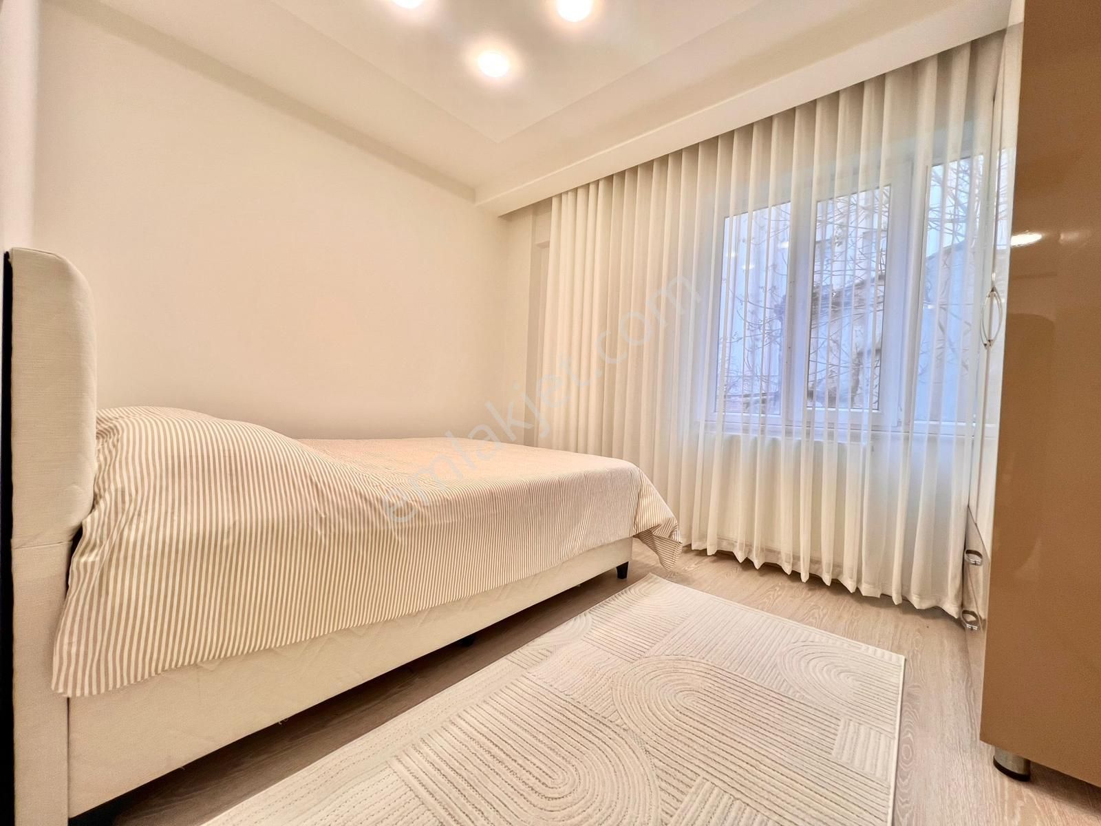 Özmecaz'dan İstiklal'de 1+1 50m2 Balkonlu Full Eşyalı Lüks Apart - Görsel 6