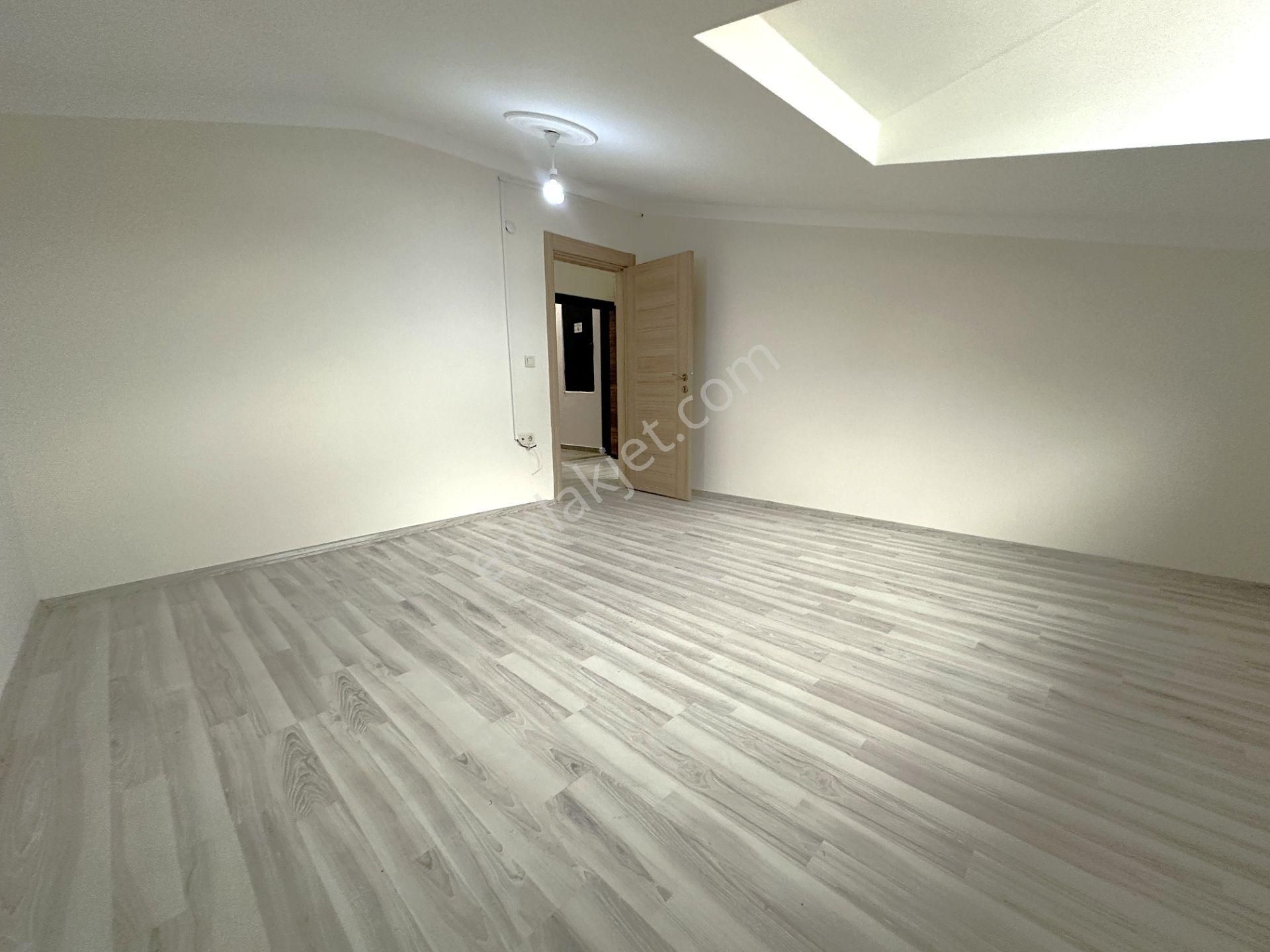 Sultanbeyli Hamidiye Mah. 4+1 Dubleks - Kapalı Teraslı Asansörlü - Görsel 8