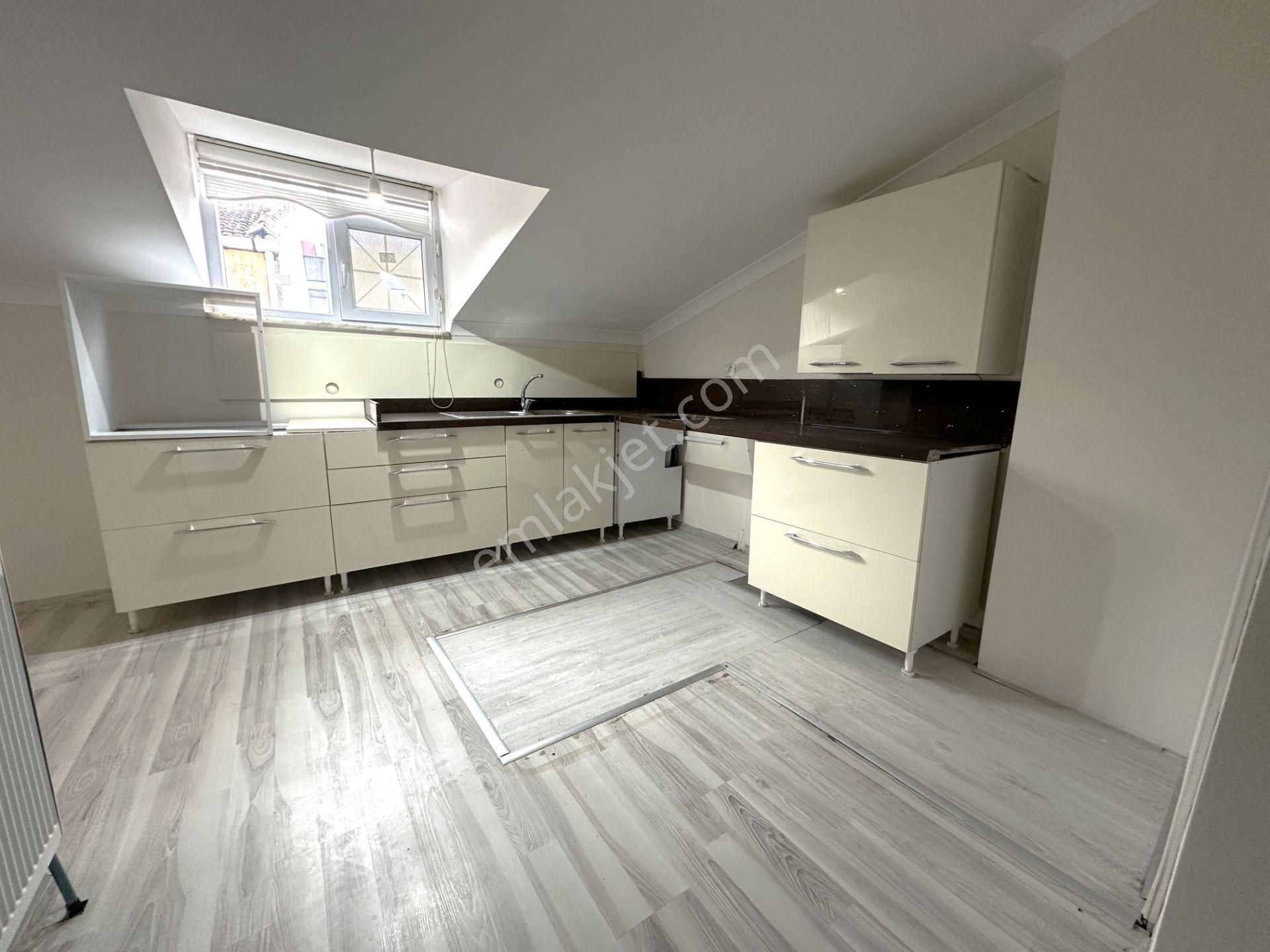 Sultanbeyli Hamidiye Mah. 4+1 Dubleks - Kapalı Teraslı Asansörlü - Görsel 33