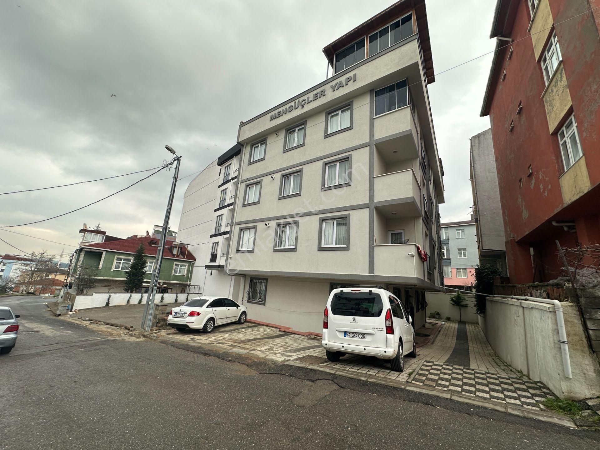 Sultanbeyli Hamidiye Mah. 4+1 Dubleks - Kapalı Teraslı Asansörlü