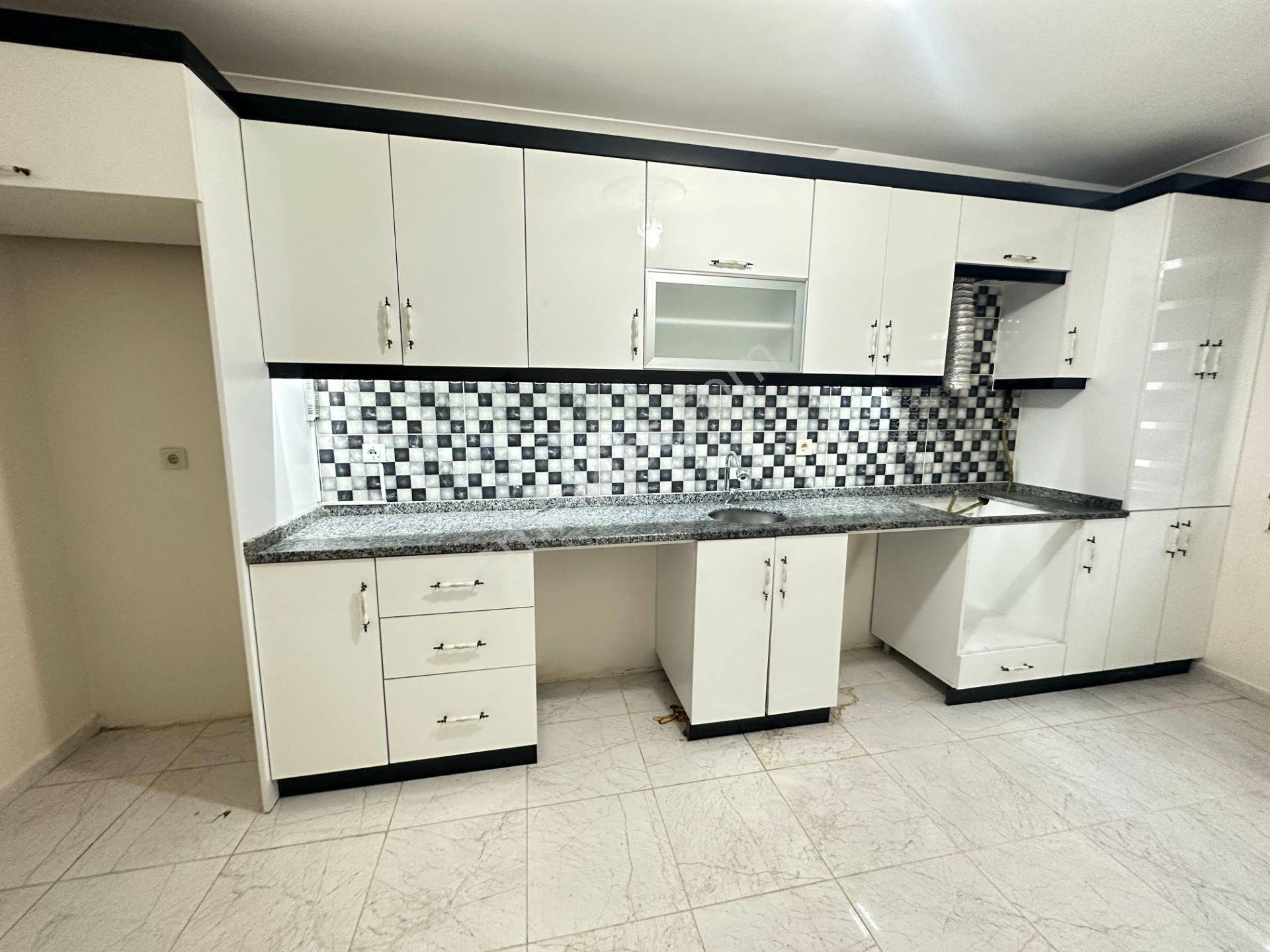 Sultanbeyli Hamidiye Mah. 4+1 Dubleks - Kapalı Teraslı Asansörlü - Görsel 29