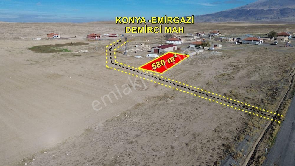 Konya / Emirgazi / Demirci'de 580 M² Konut İmarlı Arsa