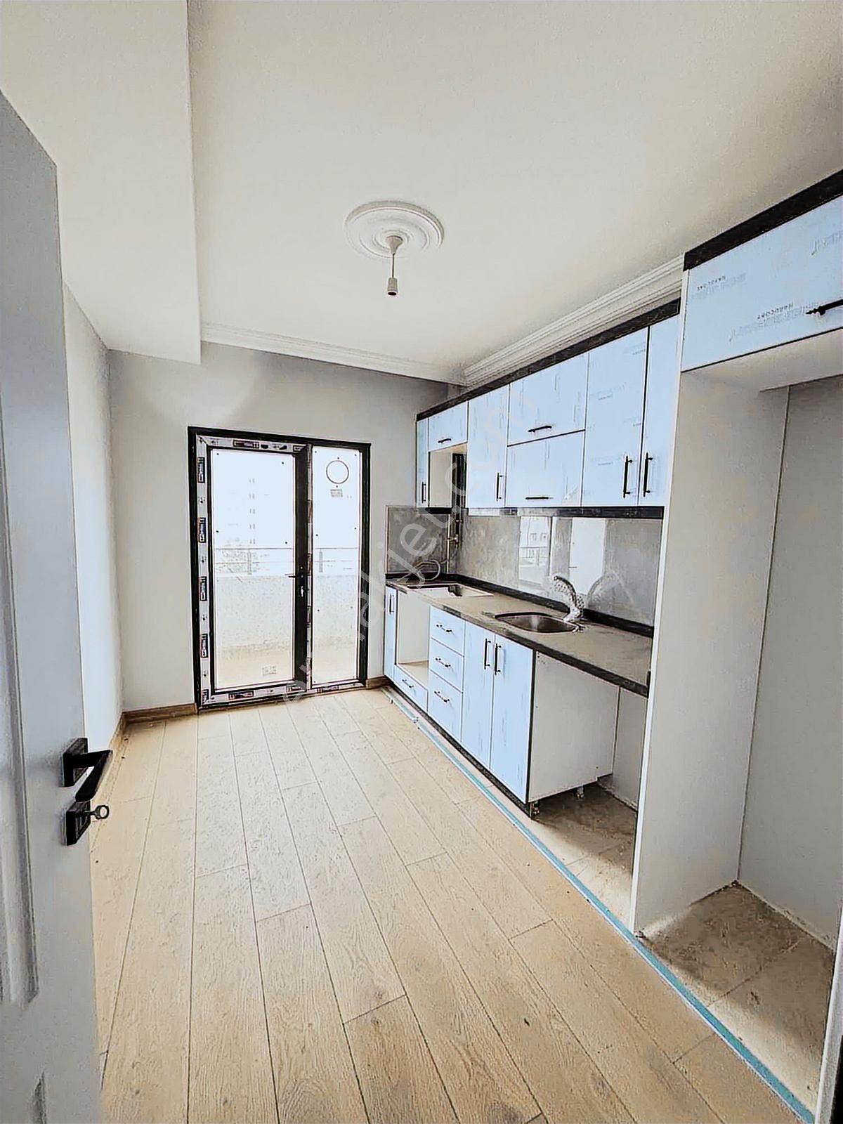 Pendik Velibaba Kullanışlı Modern Daireler - Görsel 24