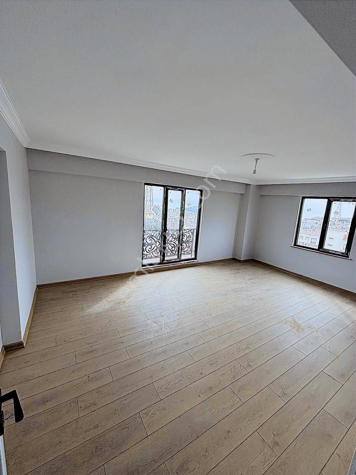 Pendik Velibaba Kullanışlı Modern Daireler - Görsel 5