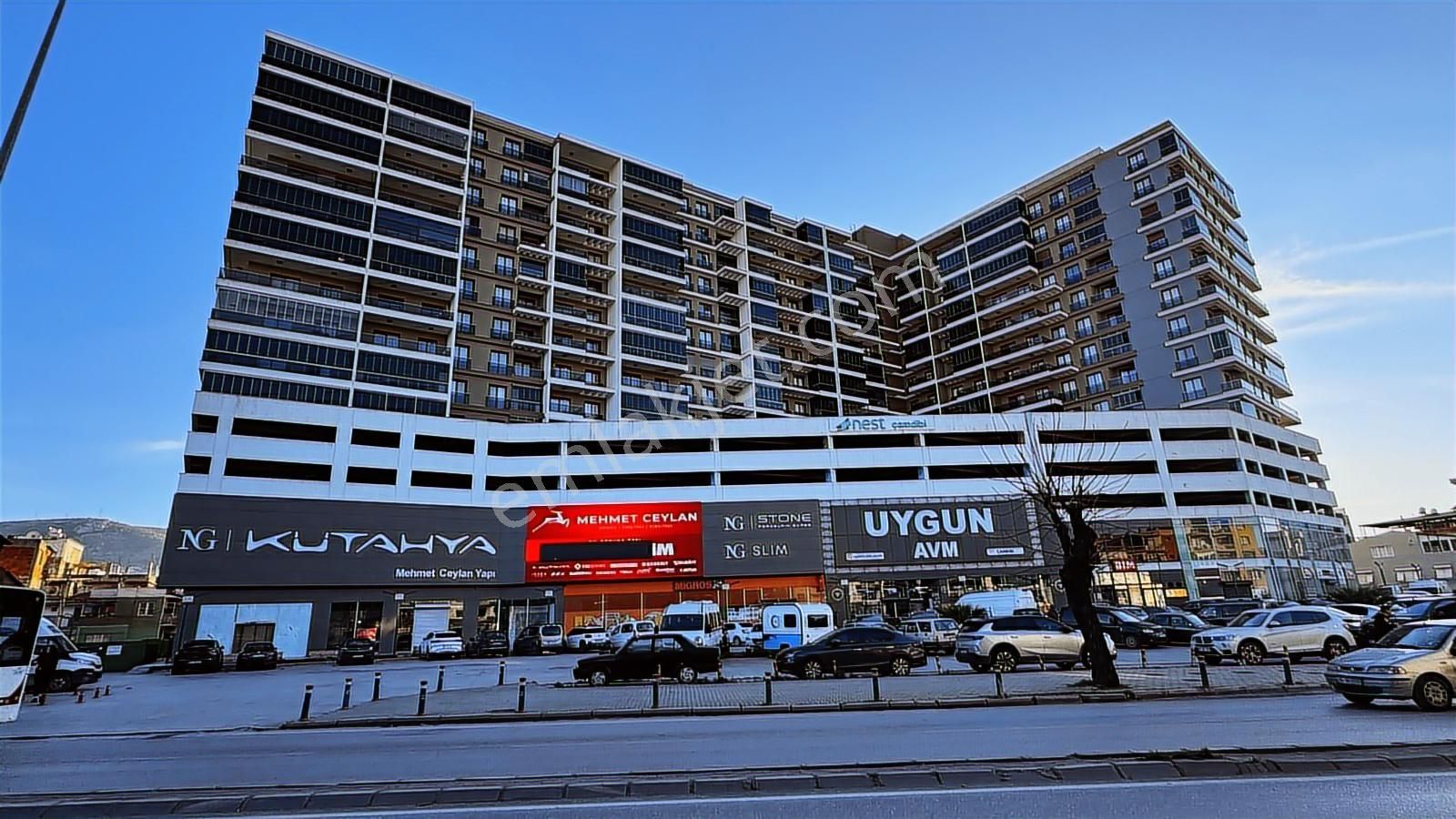 Bornova Nest Çamdibi Projesinde Satılık Geniş 3+1 Daire