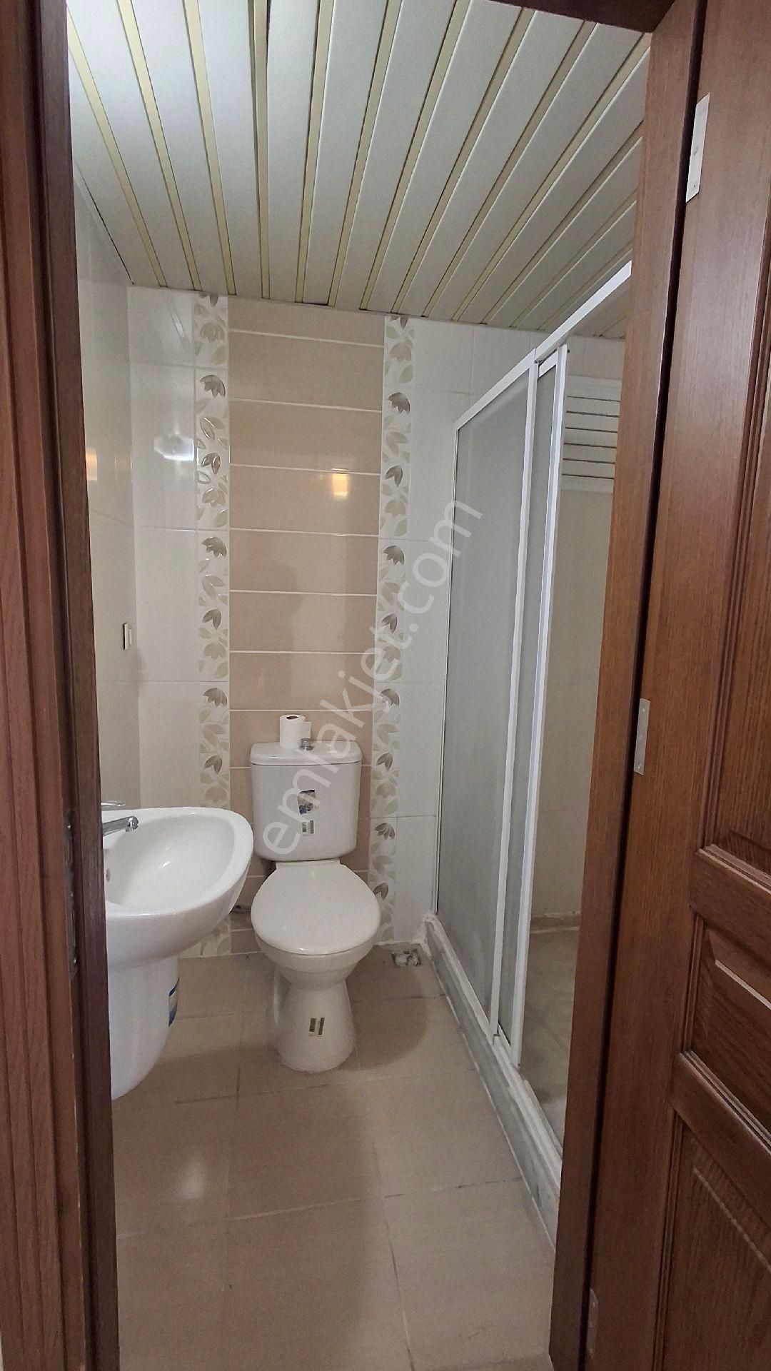 Ruh Sağlığı Karşı Bulvarı Üzerinde**kapalı Mutfak**genç**geniş** - Görsel 22