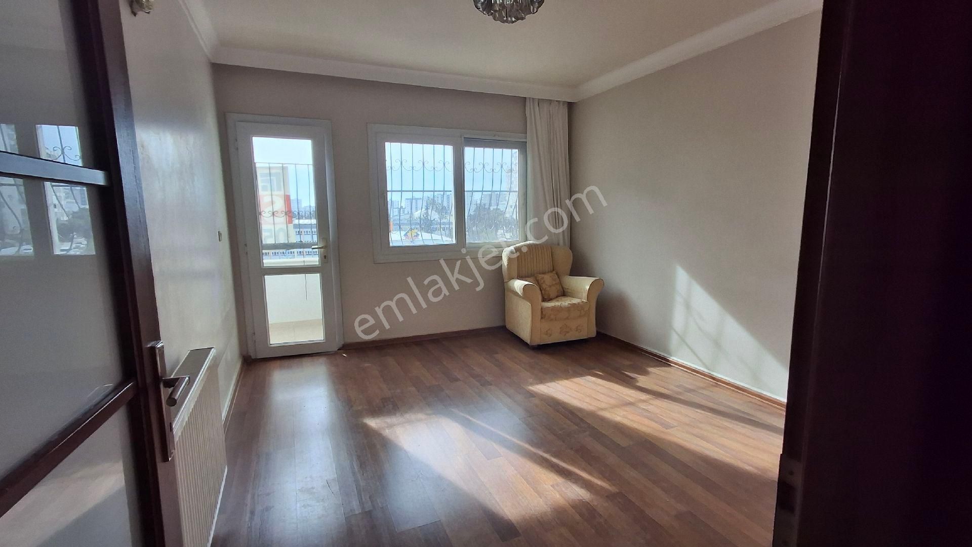 Ruh Sağlığı Karşı Bulvarı Üzerinde**kapalı Mutfak**genç**geniş** - Görsel 6