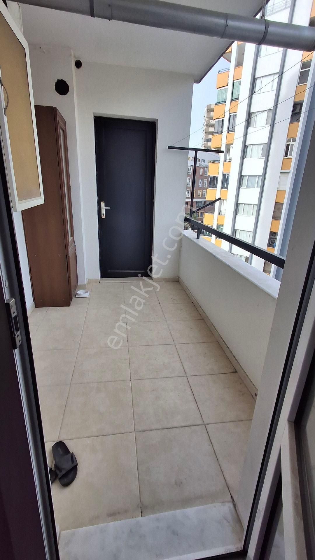 Ruh Sağlığı Karşı Bulvarı Üzerinde**kapalı Mutfak**genç**geniş** - Görsel 23