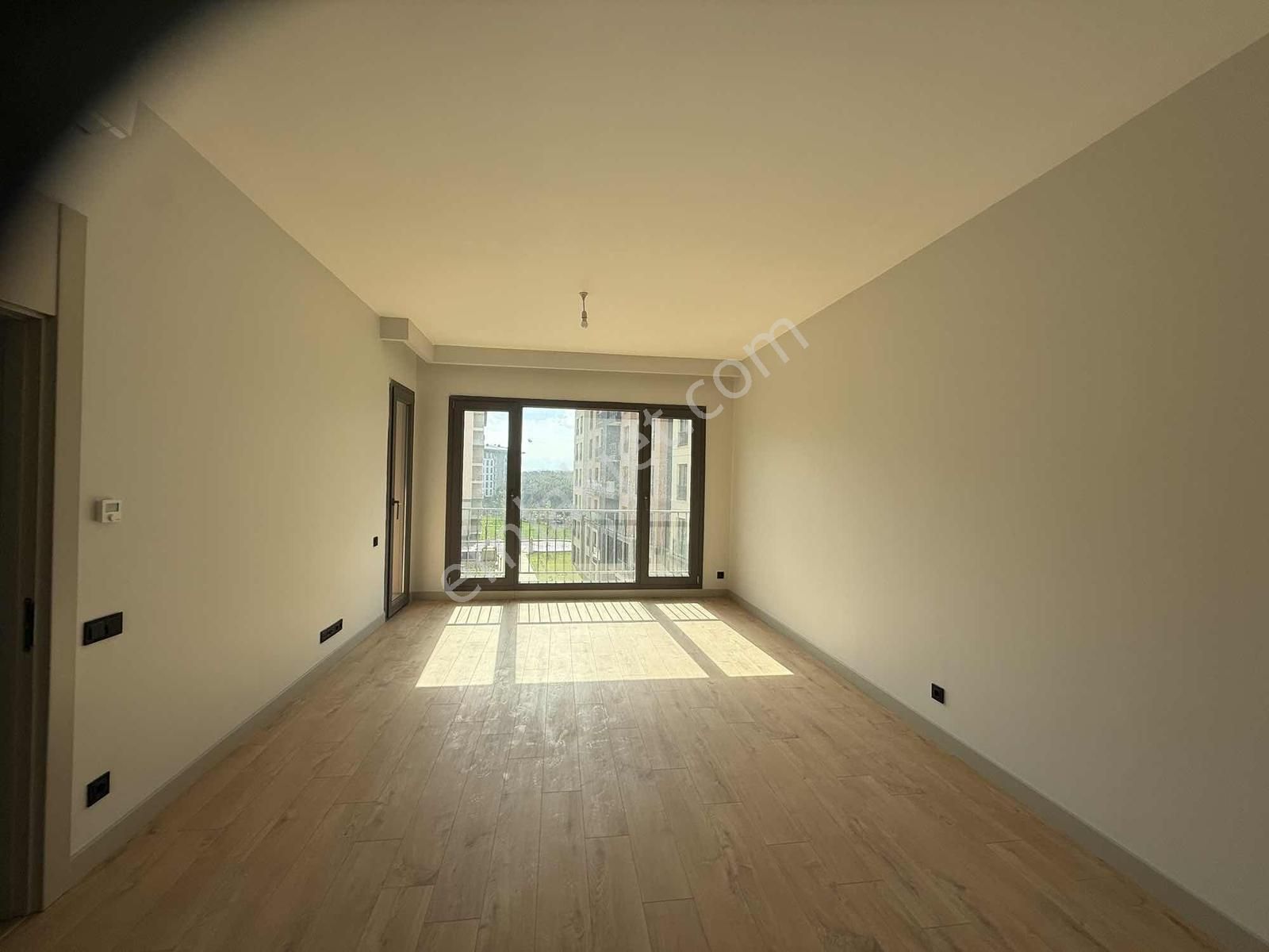 Emlak Konut Çınarköy / Peyzaj Mnz / Güney Cephe / Satılık 3+1 - Görsel 3