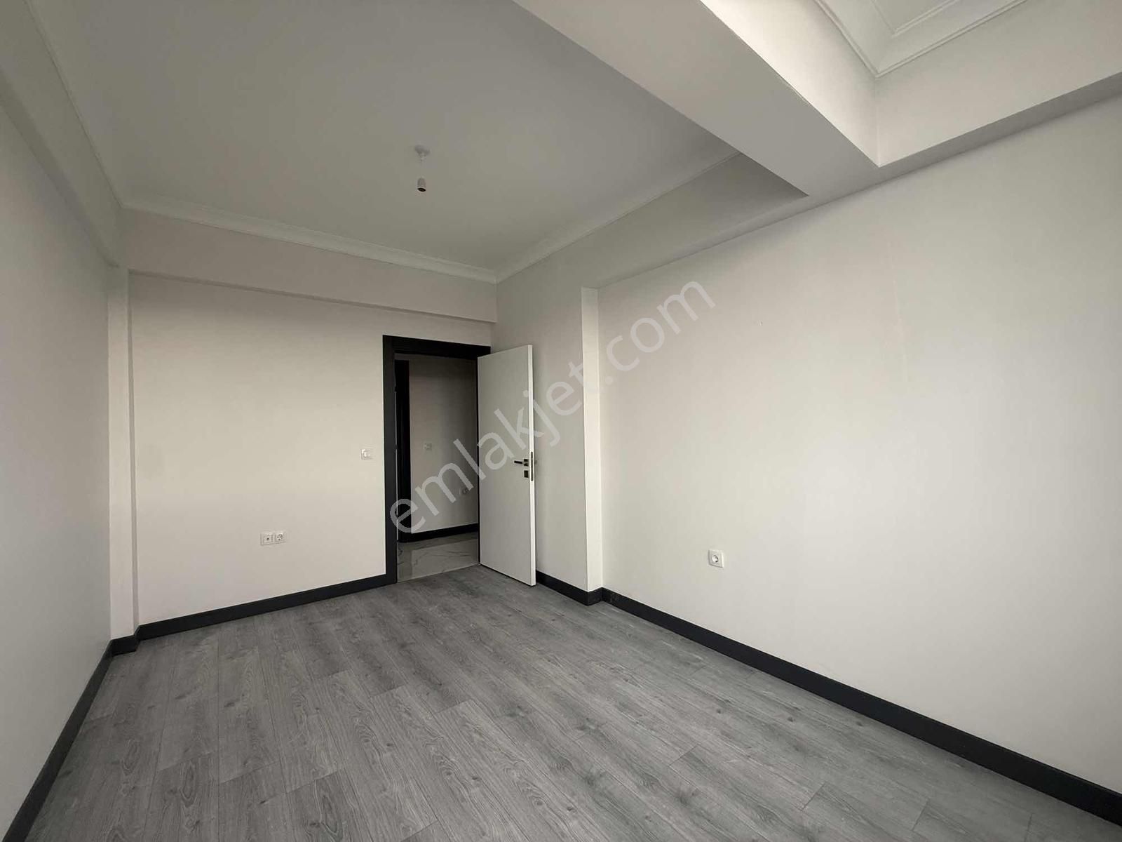 Alaçatı'dan Yerden Isıtmalı/güney Cephe/köşe Daire 2+1 Kiralık - Görsel 19