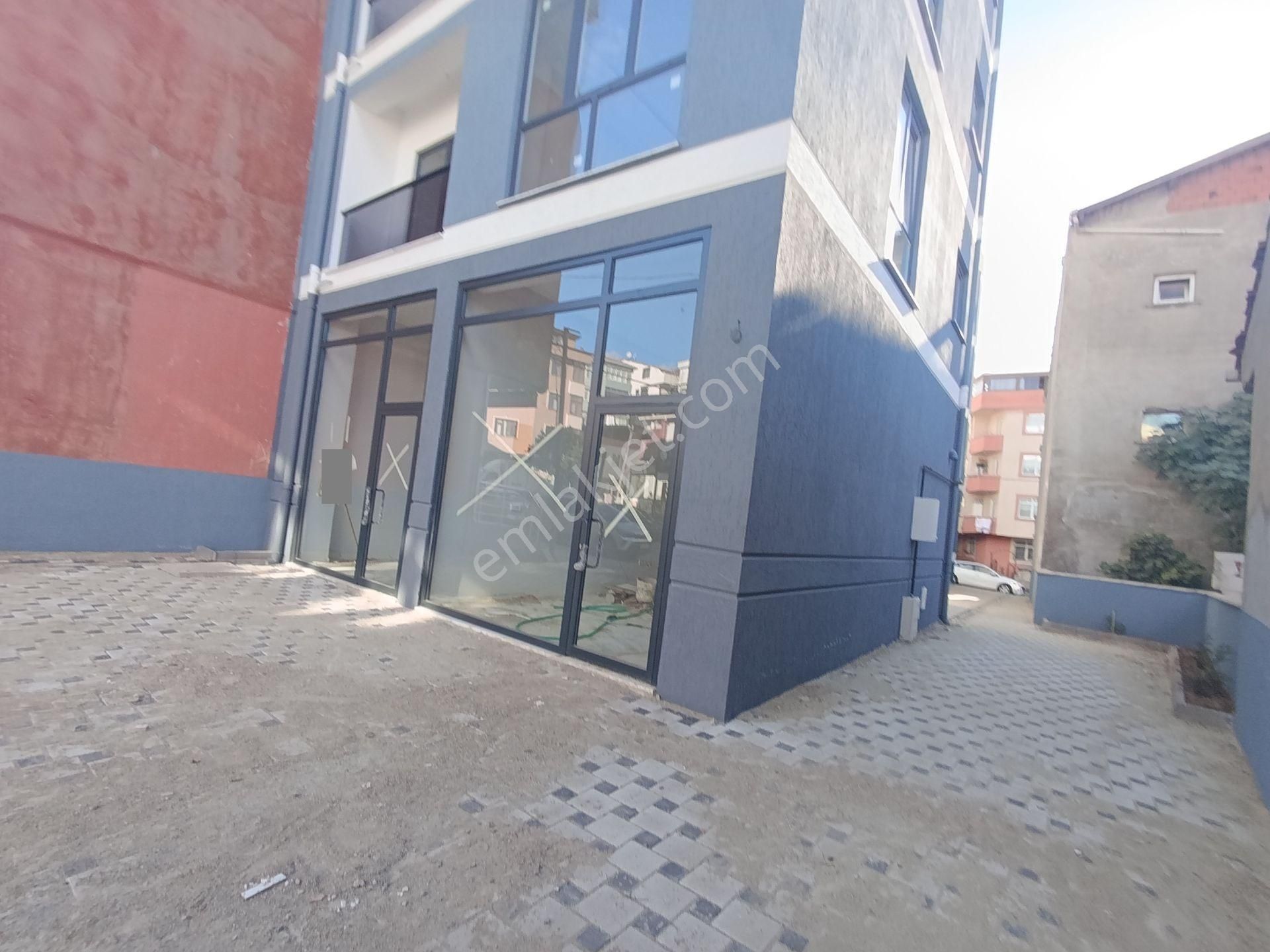 Pendik Esenyalıda Ana Caddeüstünde Satılık 50m2 Dükkanlar - Görsel 4