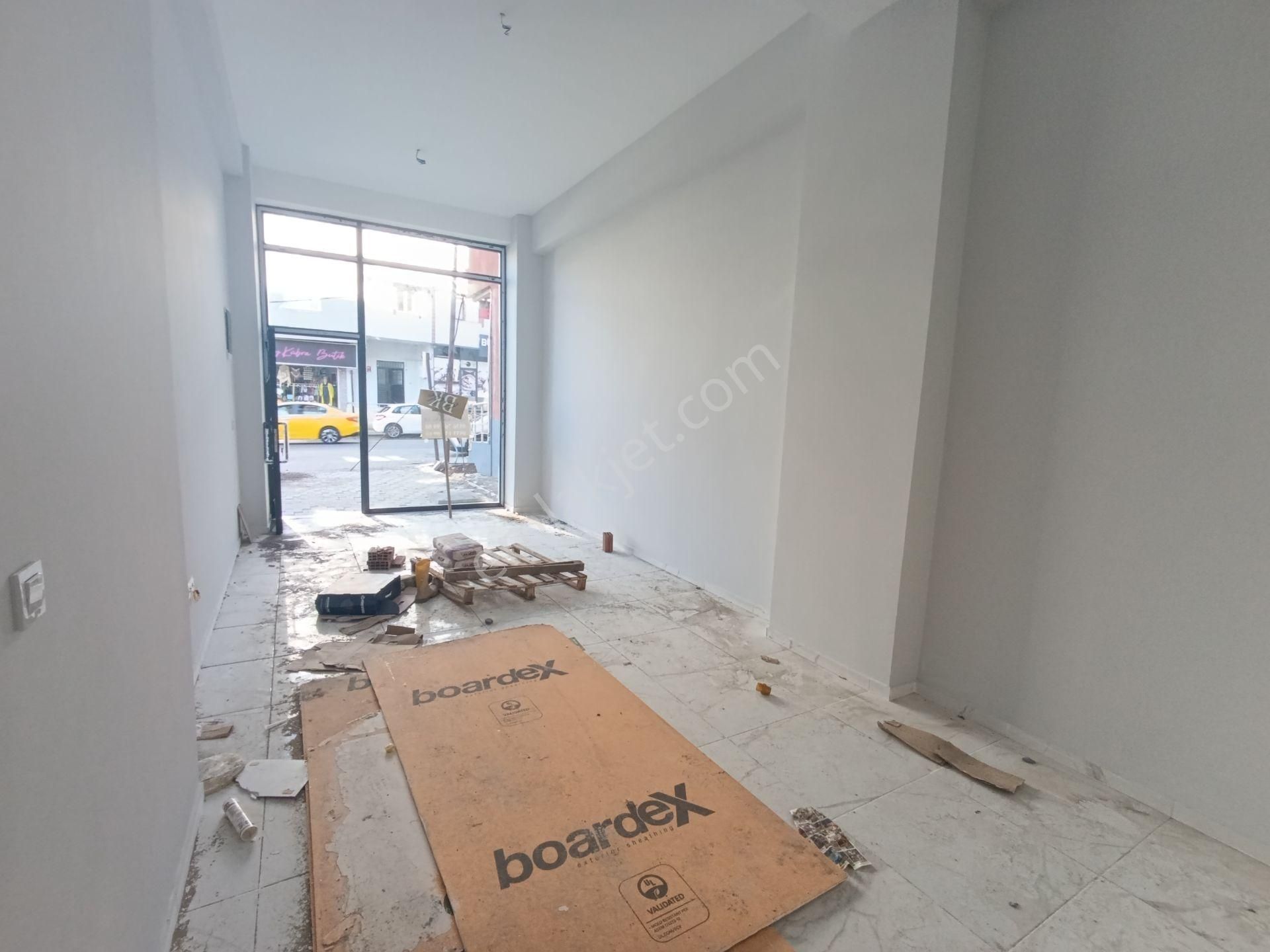 Pendik Esenyalıda Ana Caddeüstünde Satılık 50m2 Dükkanlar - Görsel 13