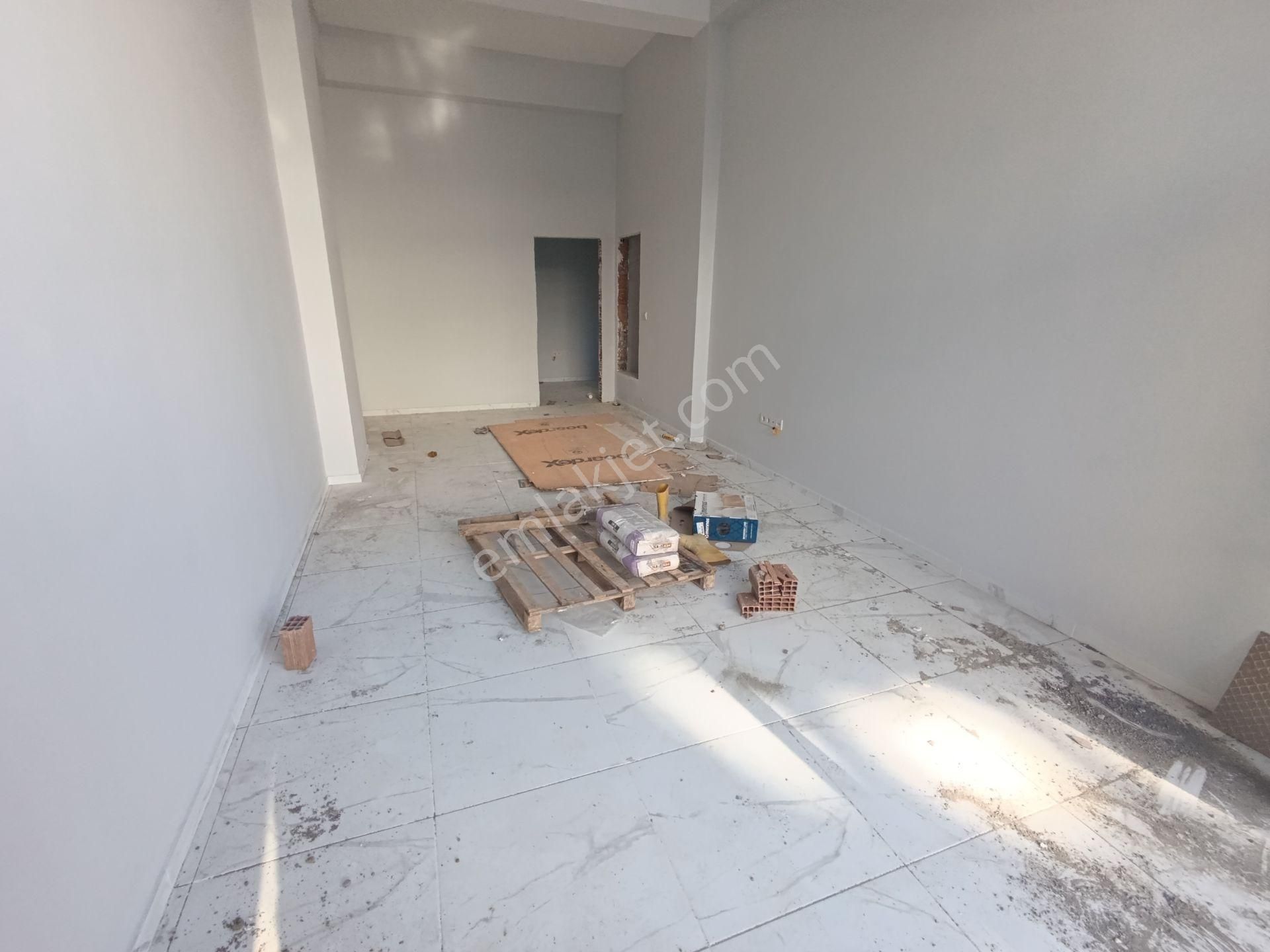 Pendik Esenyalıda Ana Caddeüstünde Satılık 50m2 Dükkanlar - Görsel 10