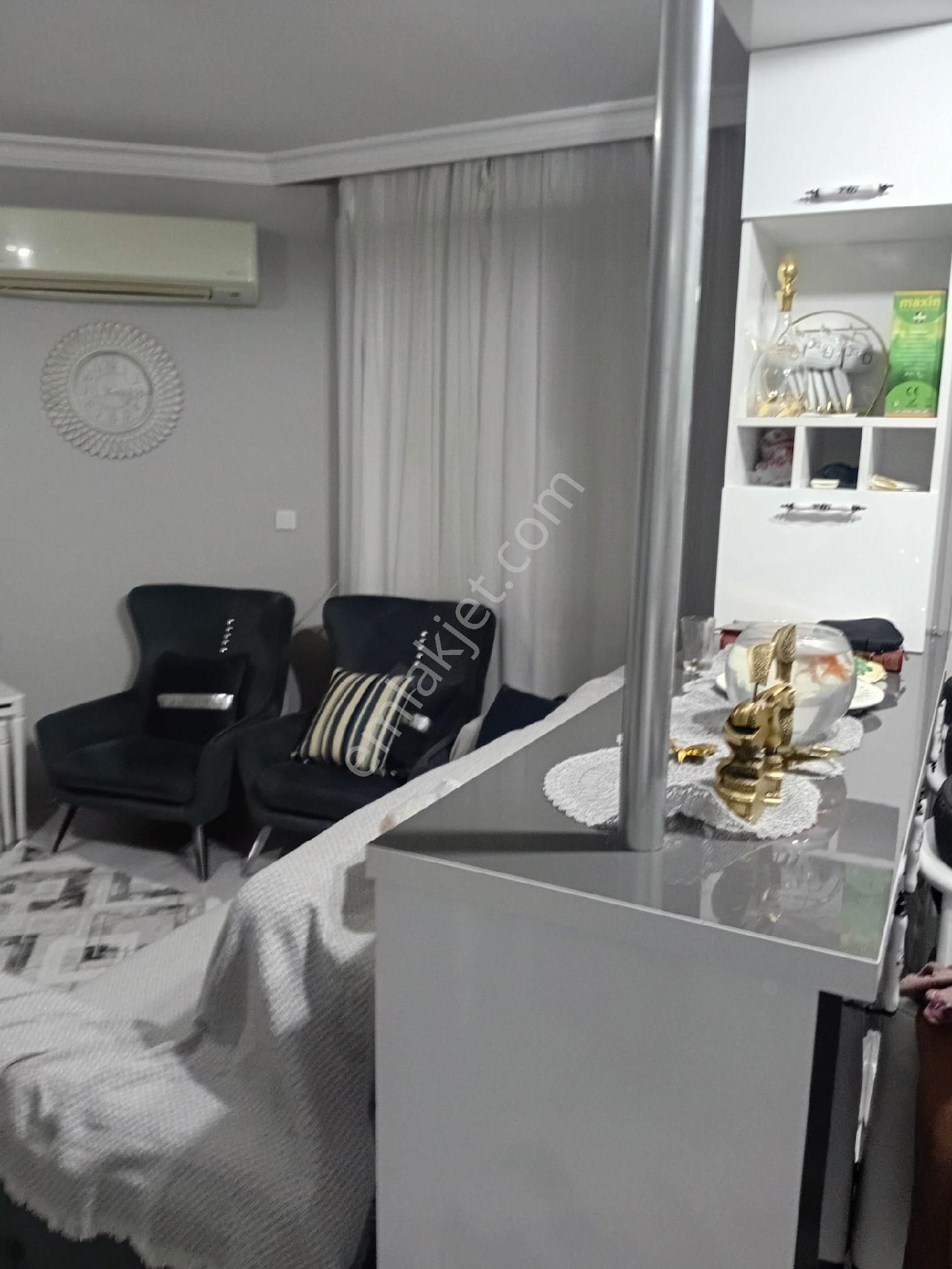 Gazi Emirde Bahçeli Site İçinde Satılık Daire - Görsel 12