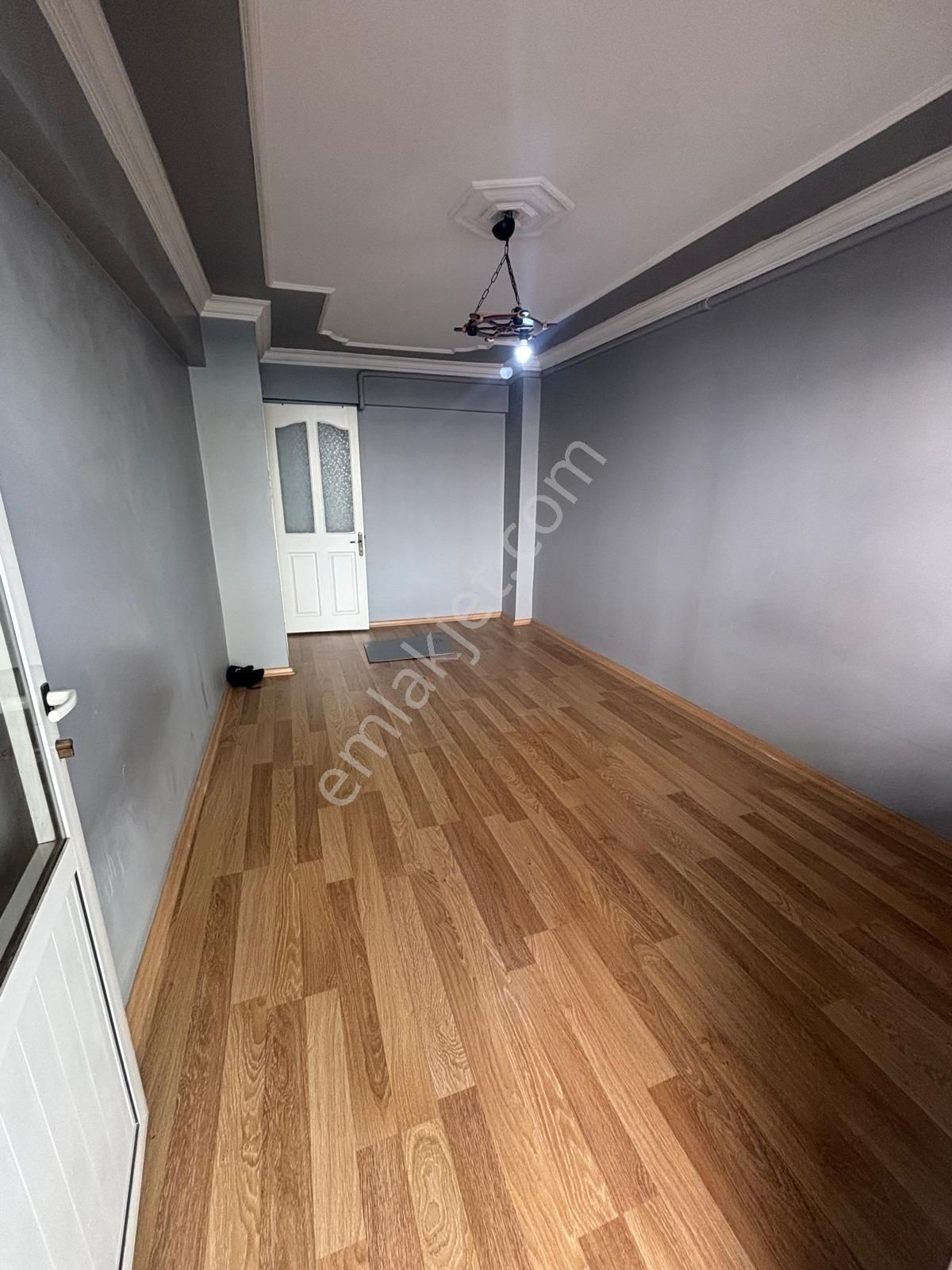 Hastahane Yanı Polat Cd. Bakımlı D.gazlı 160m² 4+1 - Görsel 34