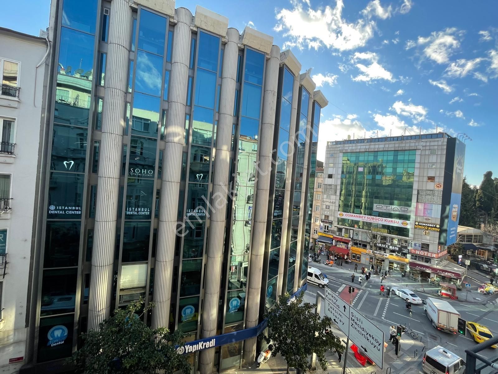 Nişantaşı Rumeli Caddesi'nde Tarihi Bina Ferah 4+1 Satılık Daire